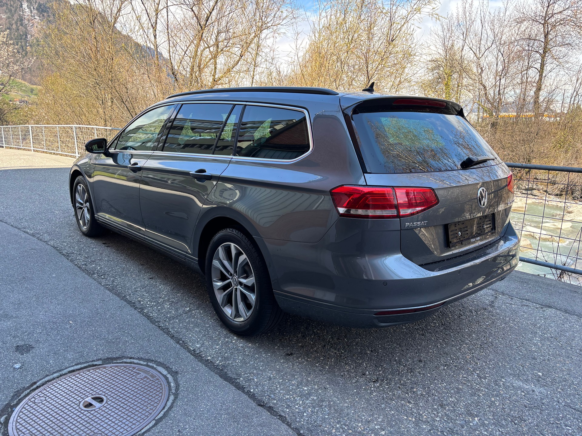 VW Passat Variant 2.0 TDI BMT Comfortline DSG-showroom-element-2