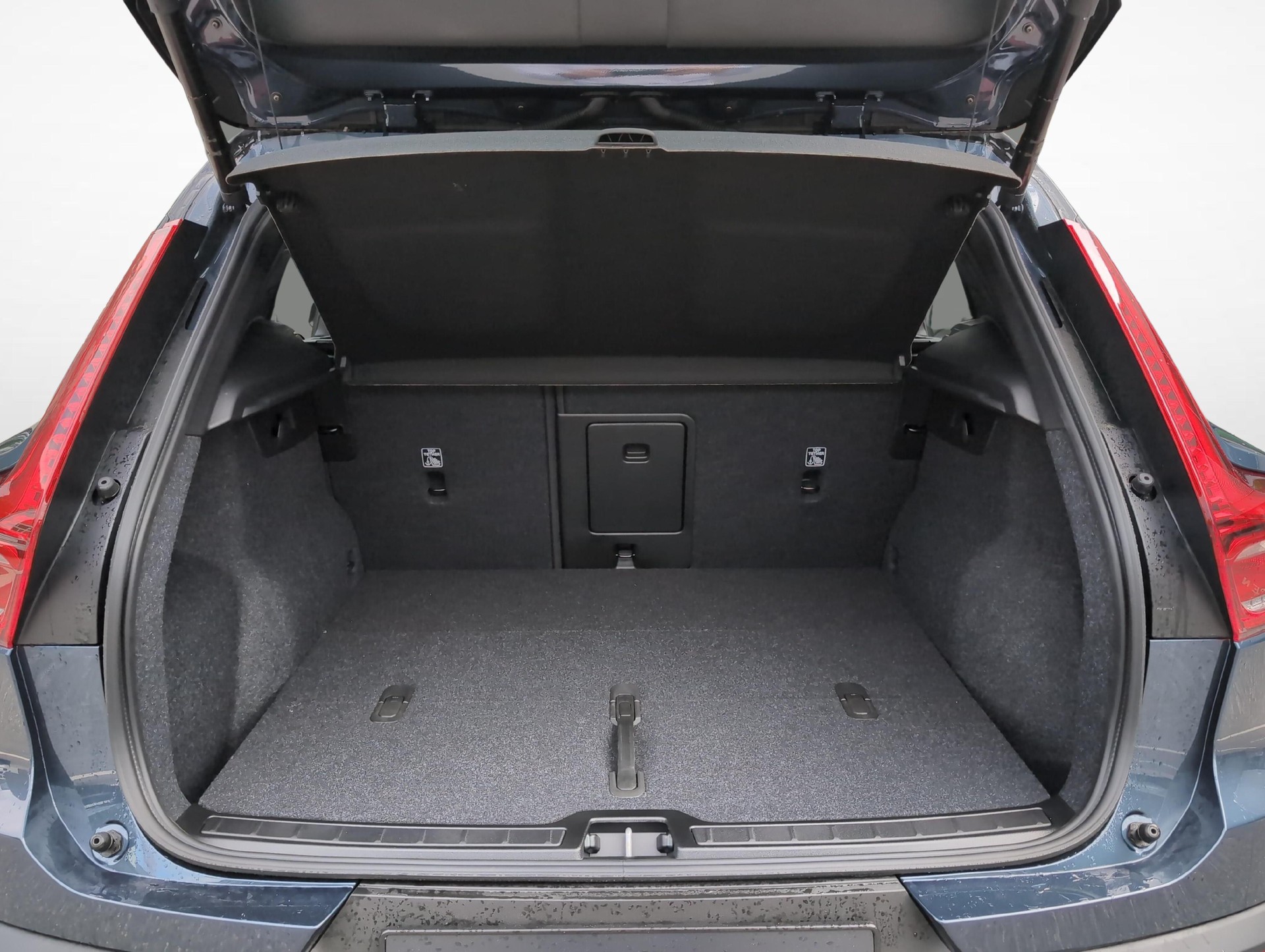 VOLVO EX40 Twin XCENTRIC Edition AWD-image-11