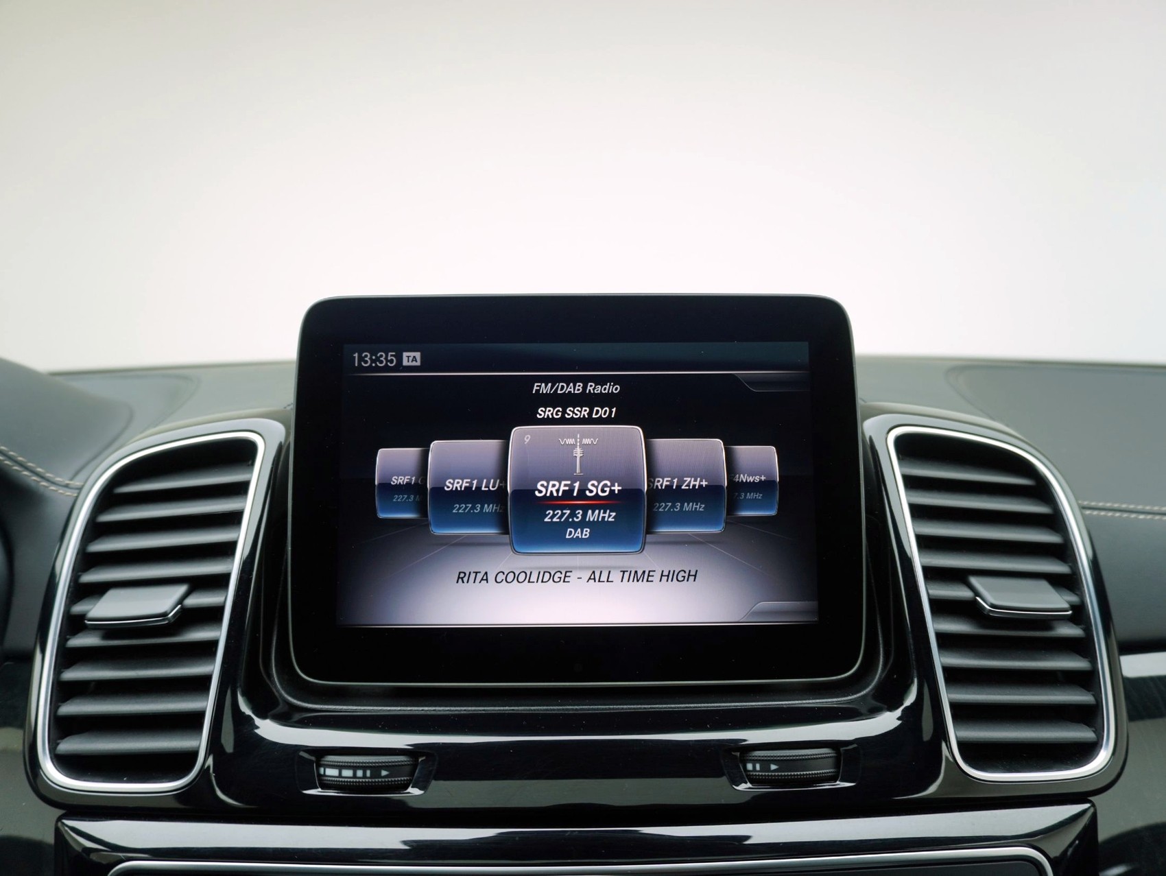 MERCEDES-BENZ GLS-Klasse GLS 63 V8 AMG-image-25