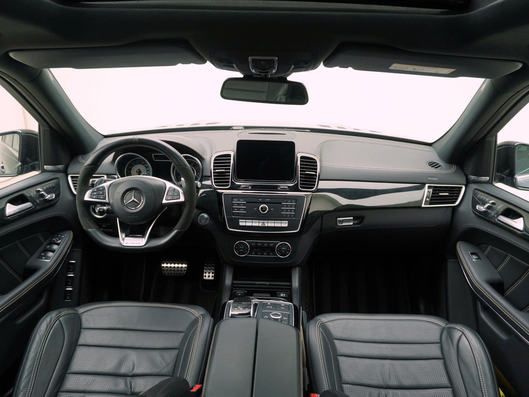 MERCEDES-BENZ GLS-Klasse GLS 63 V8 AMG-image-17