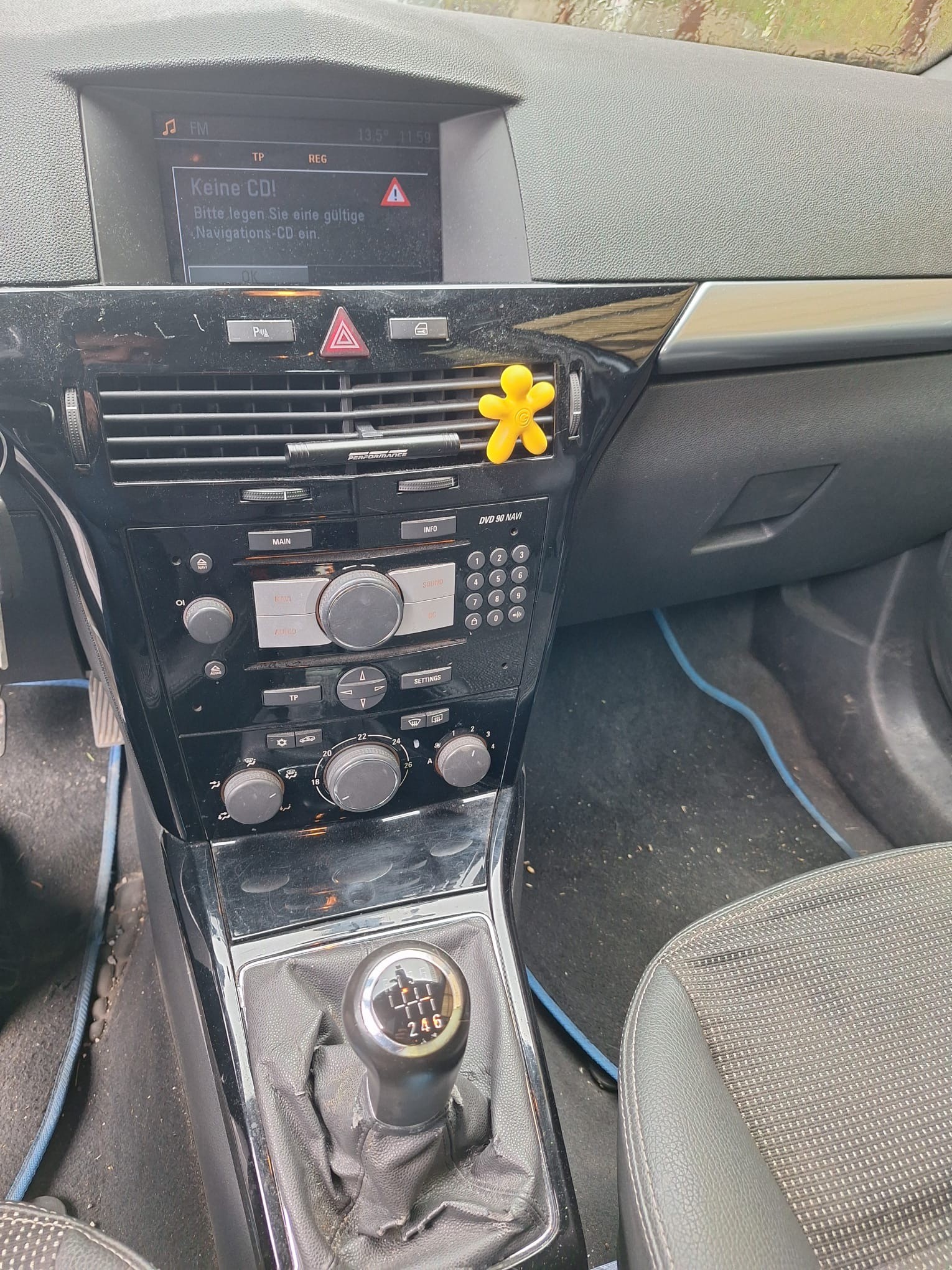 OPEL Astra Caravan 1.9 CDTi Enjoy-image-8