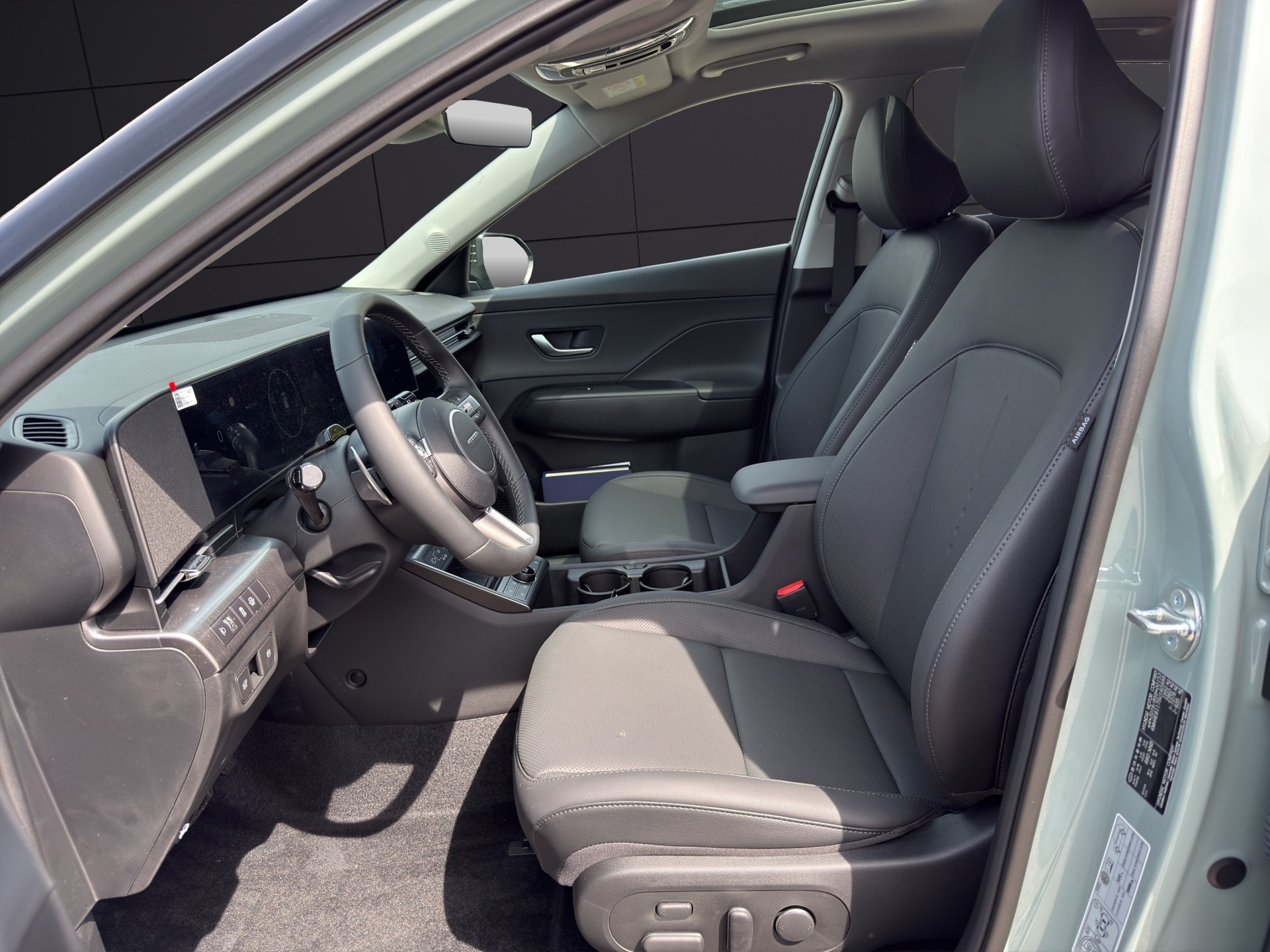 HYUNDAI Kona 1.6 GDi HEV Vertex DCT-image-14