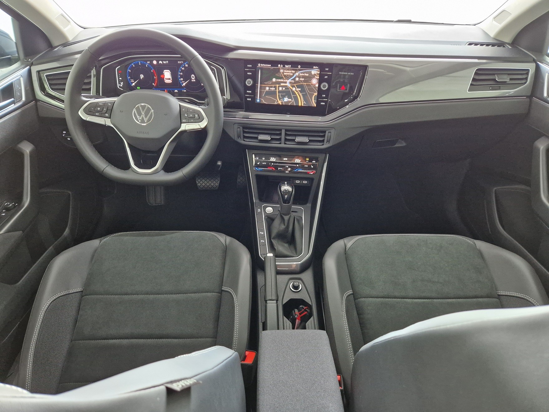 VW Polo 1.0 TSI Style DSG-image-8