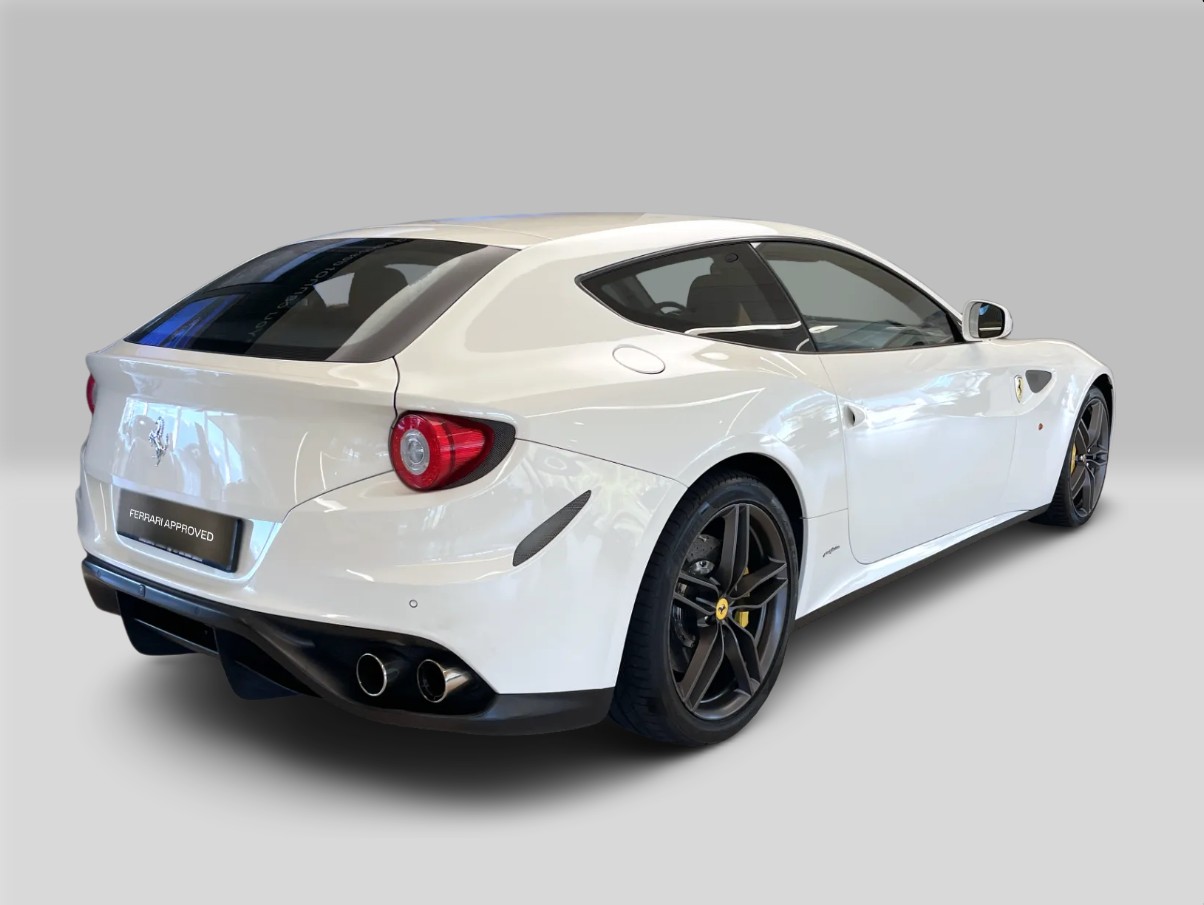FERRARI FF-image-6