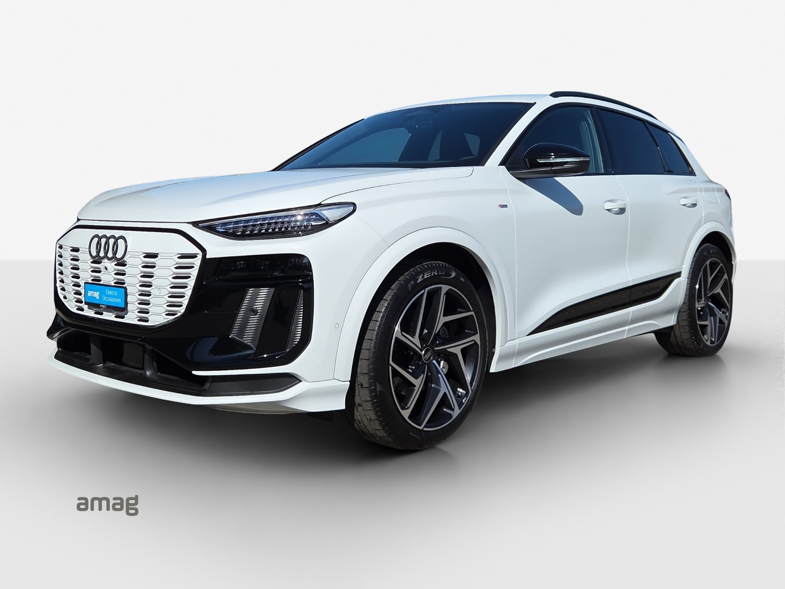 AUDI Q6 e-tron quattro-image-0