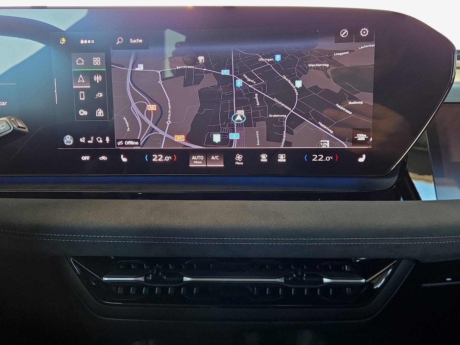 AUDI Q6 e-tron quattro-image-11