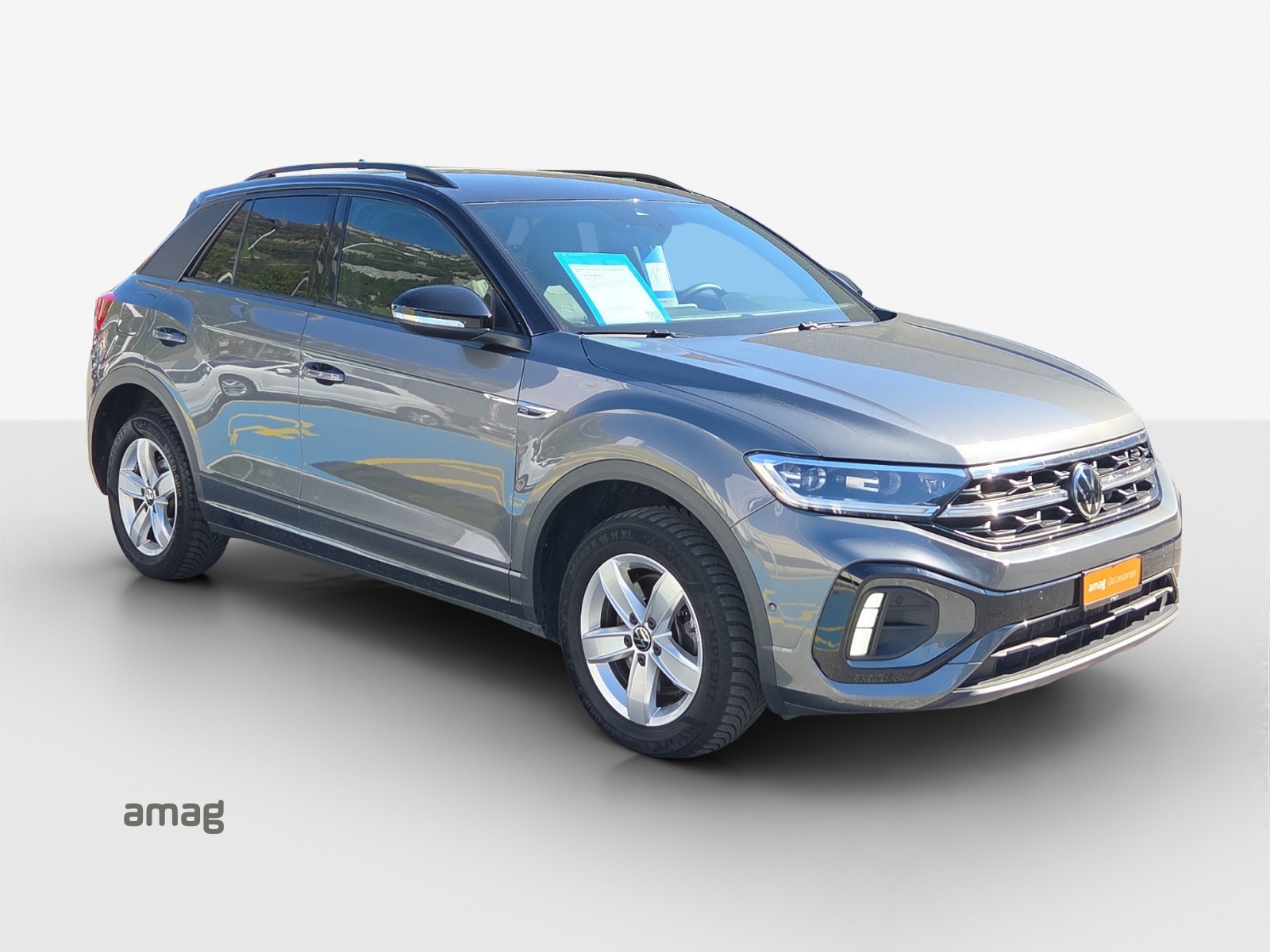 VW T-Roc 2.0 TSI R-Line DSG 4Motion-image-5