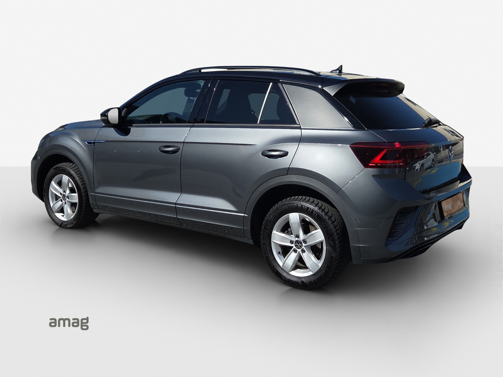 VW T-Roc 2.0 TSI R-Line DSG 4Motion-image-2