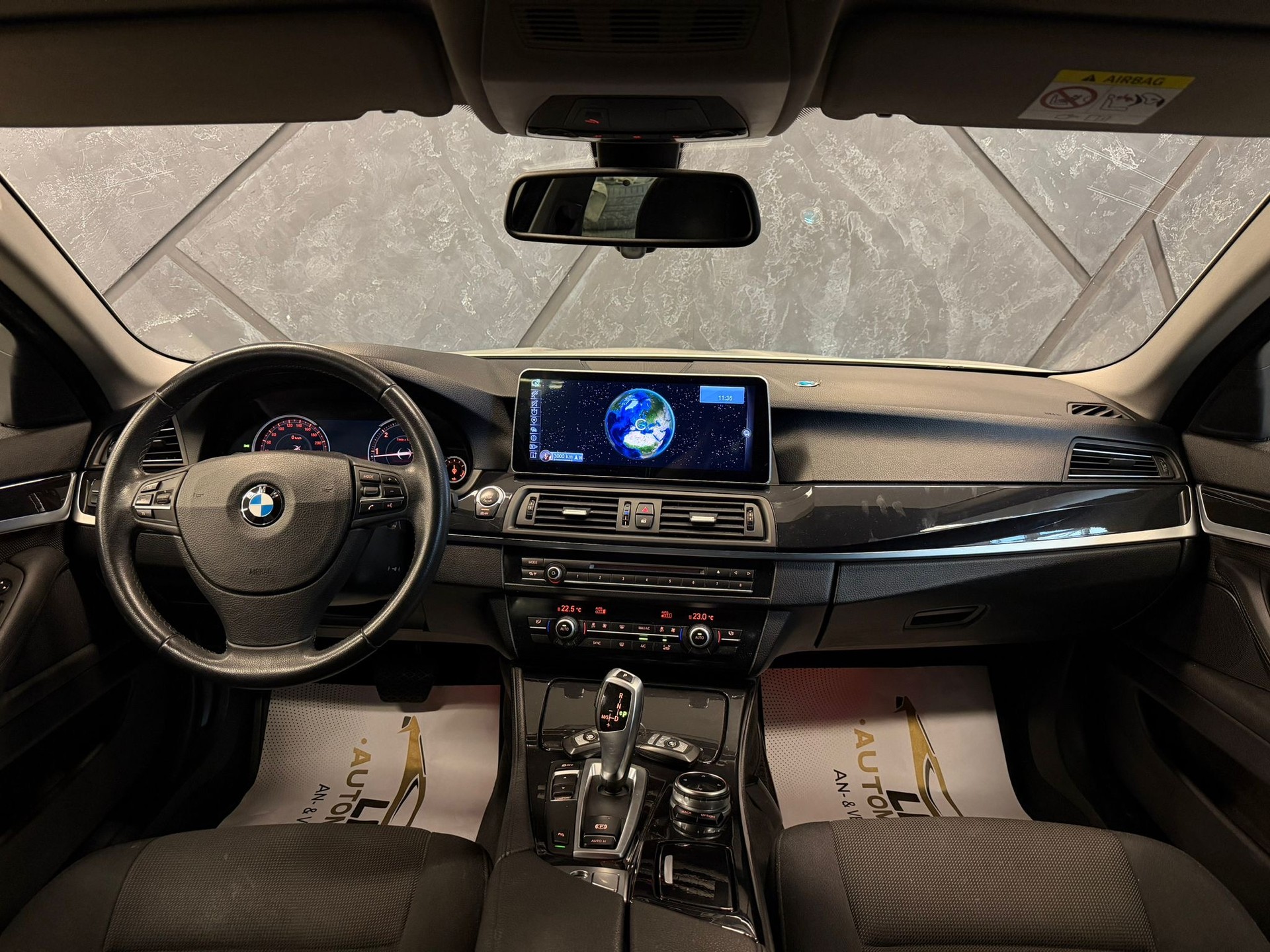 BMW 520d Touring Steptronic-image-8