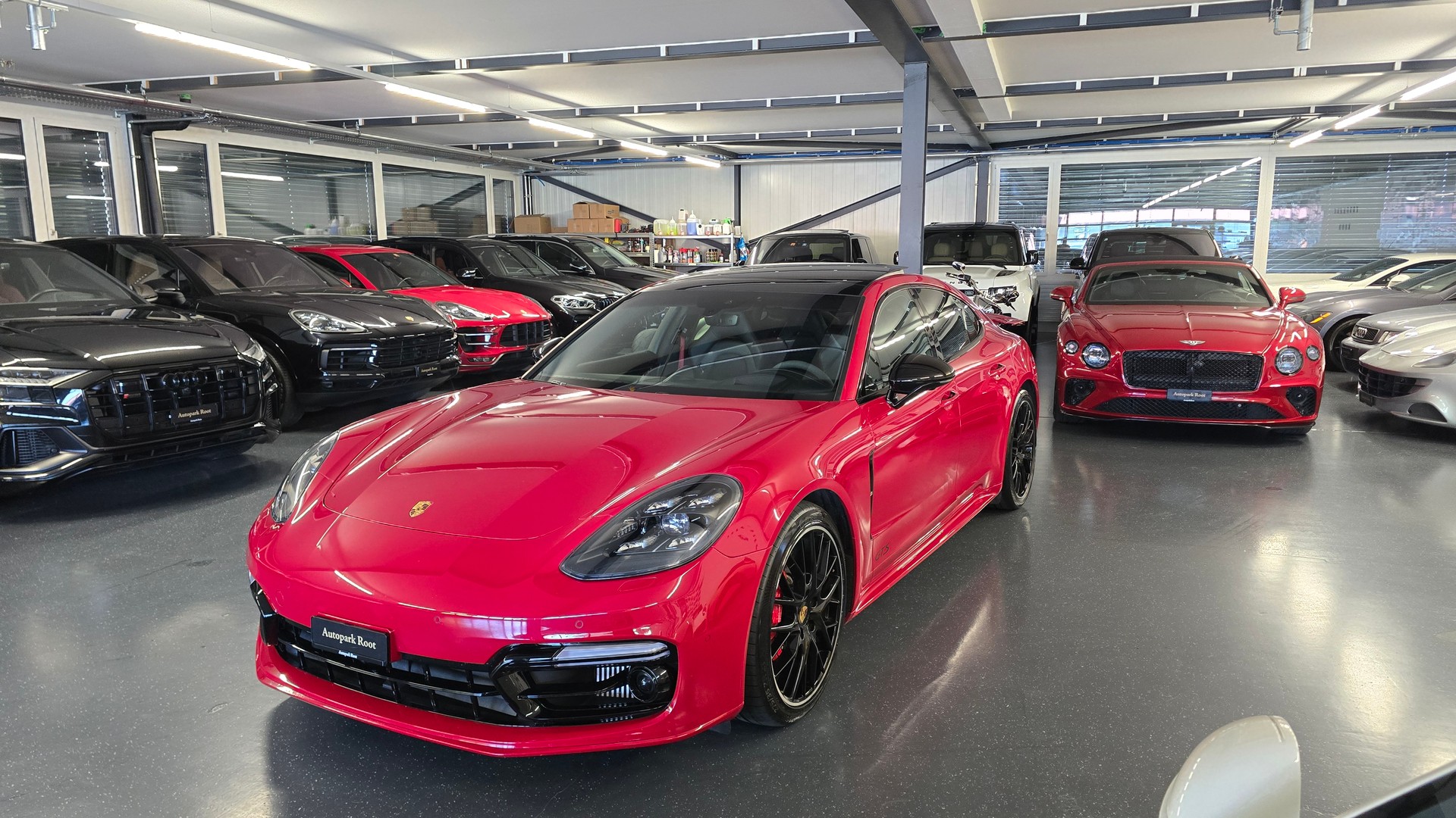 PORSCHE Panamera GTS PDK-image-11