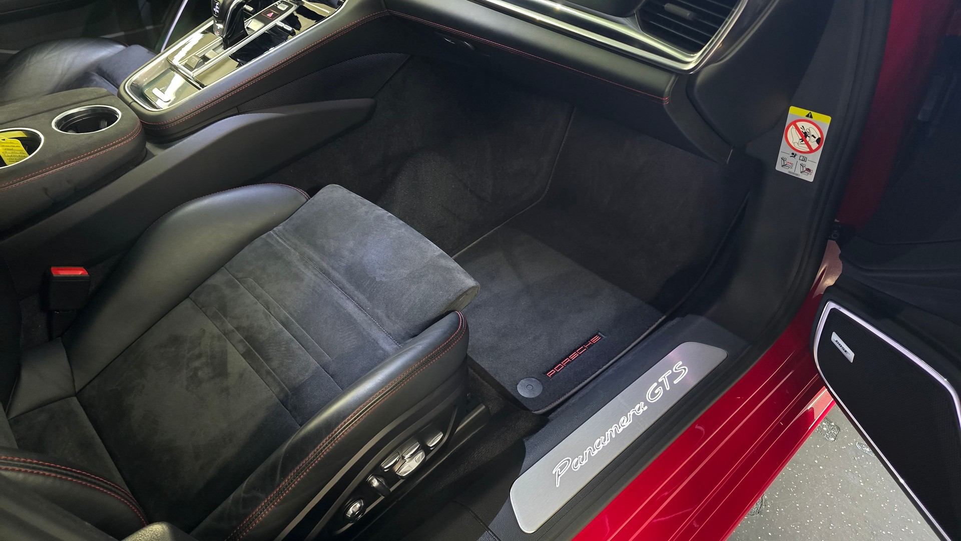 PORSCHE Panamera GTS PDK-image-19