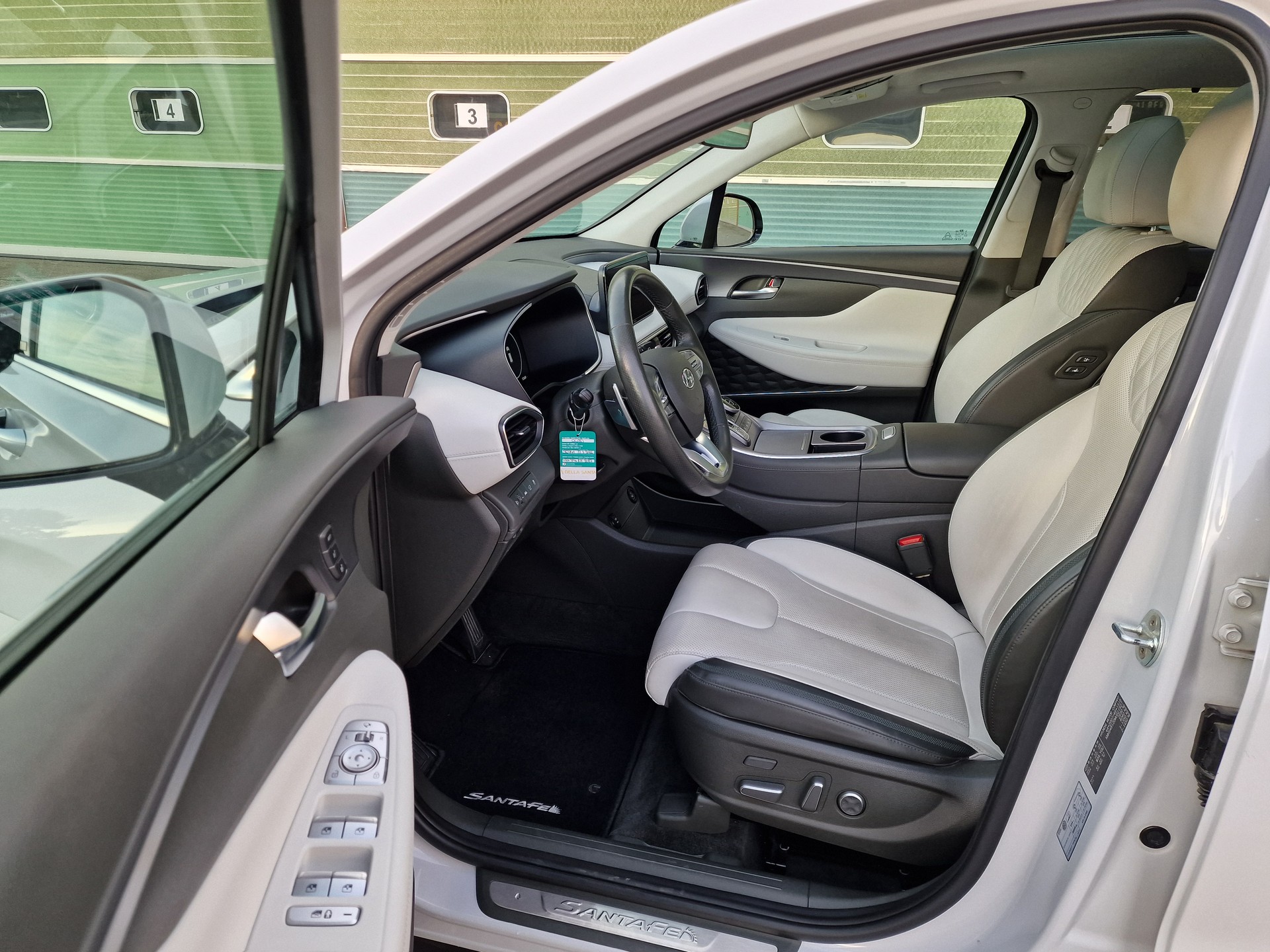 HYUNDAI Santa Fe 1.6 T-GDi PHEV Vertex 4WD Automatic-image-8