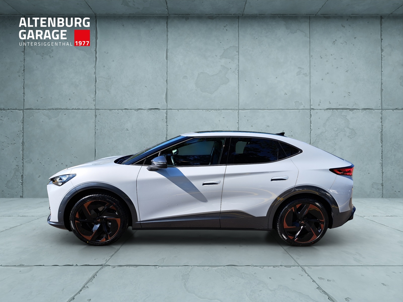 CUPRA Tavascan Type 9 77 kWh Adrenaline-showroom-element-1