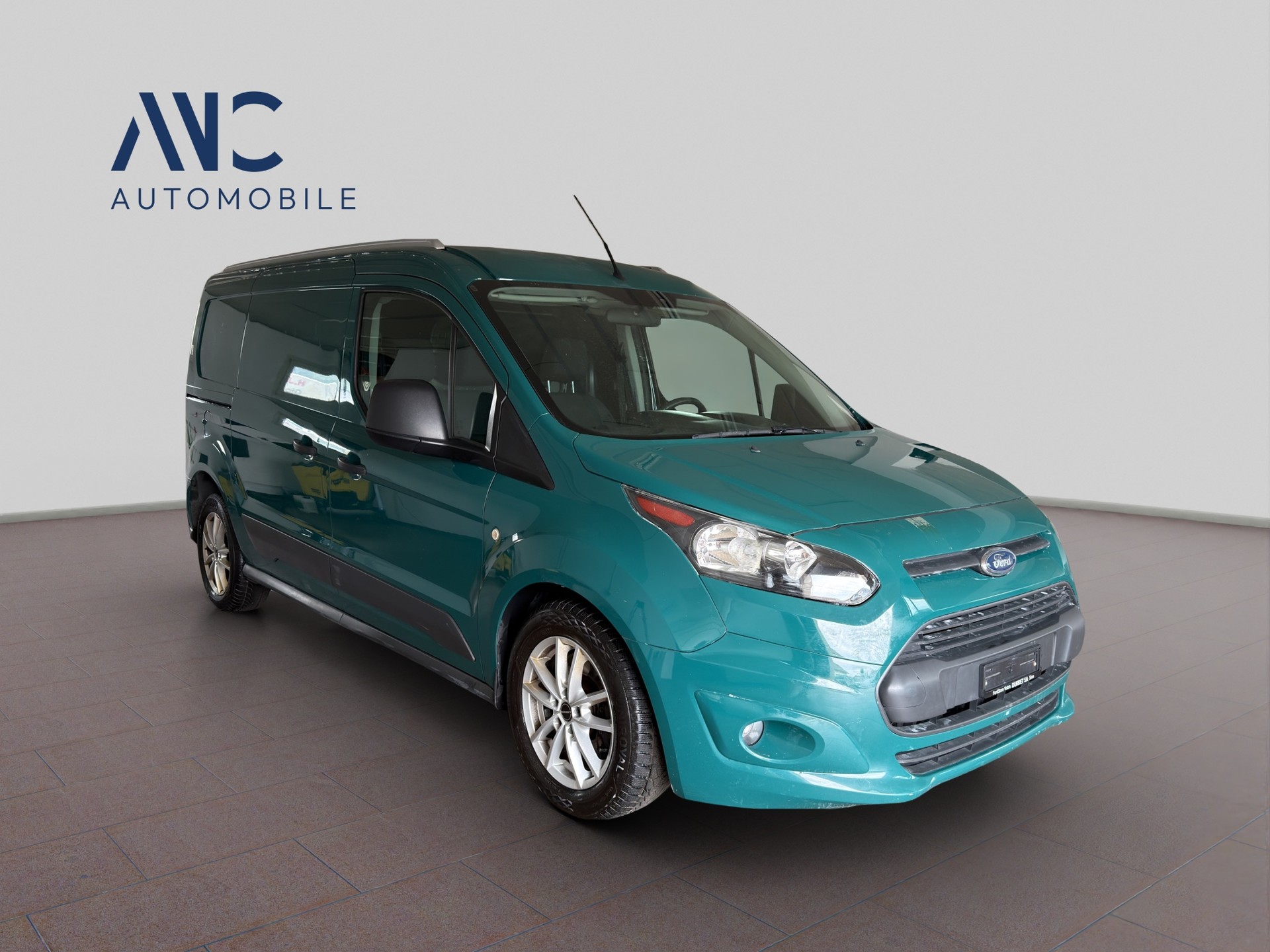 FORD Transit Connect Van T230 1.5 Eco Blue Ambiente-image-1