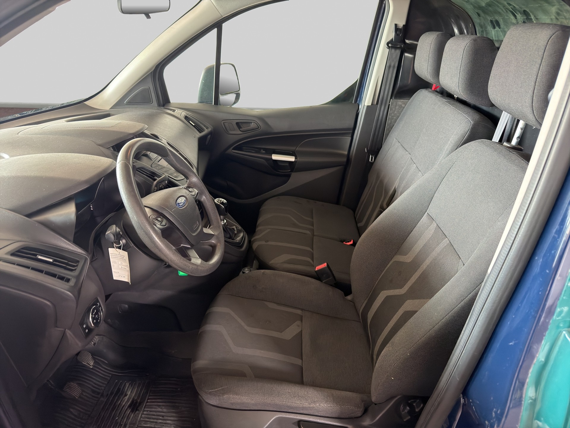 FORD Transit Connect Van T230 1.5 Eco Blue Ambiente-image-6
