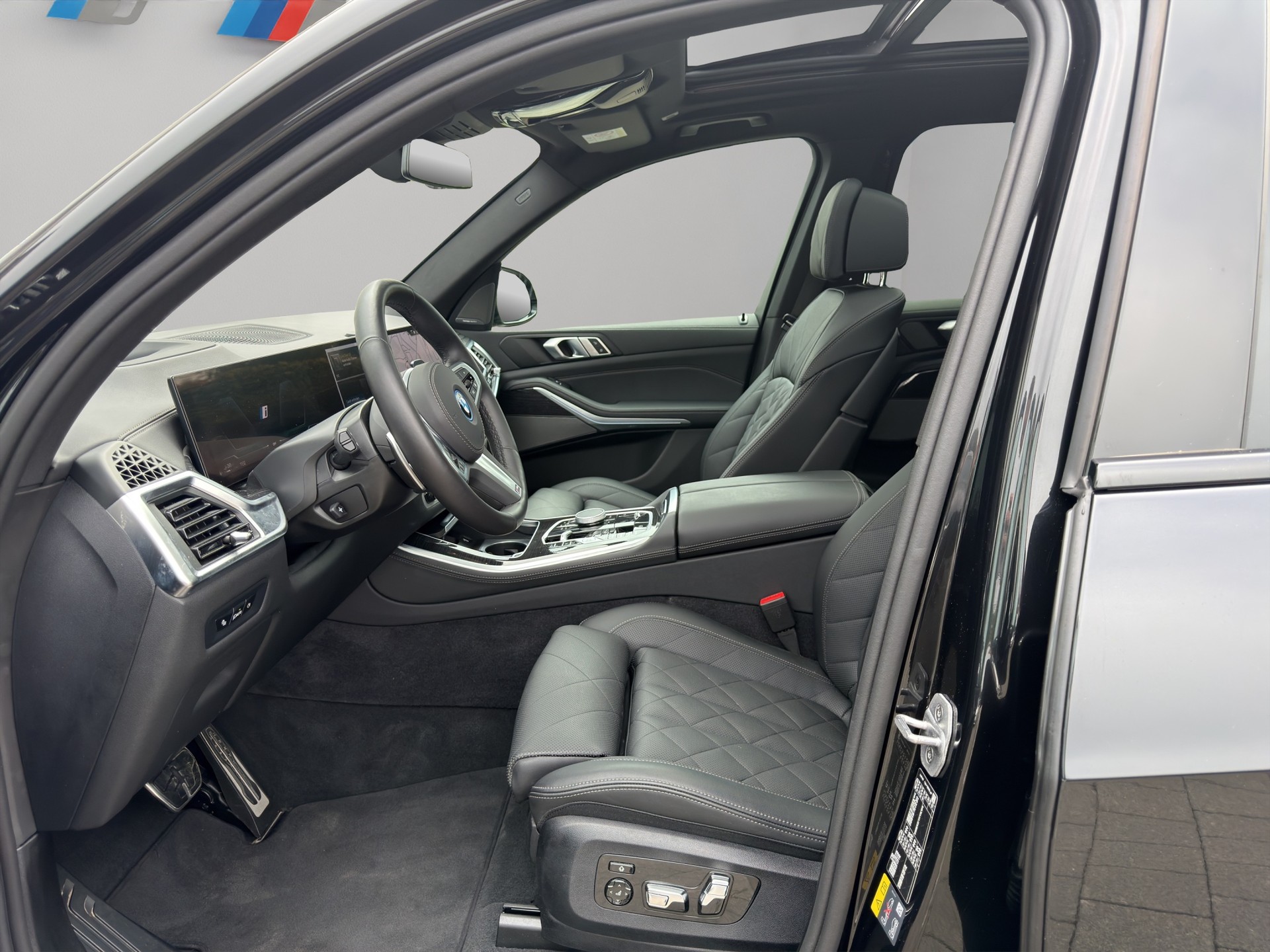 BMW X5 xDrive 50e M Sport Steptronic-image-17