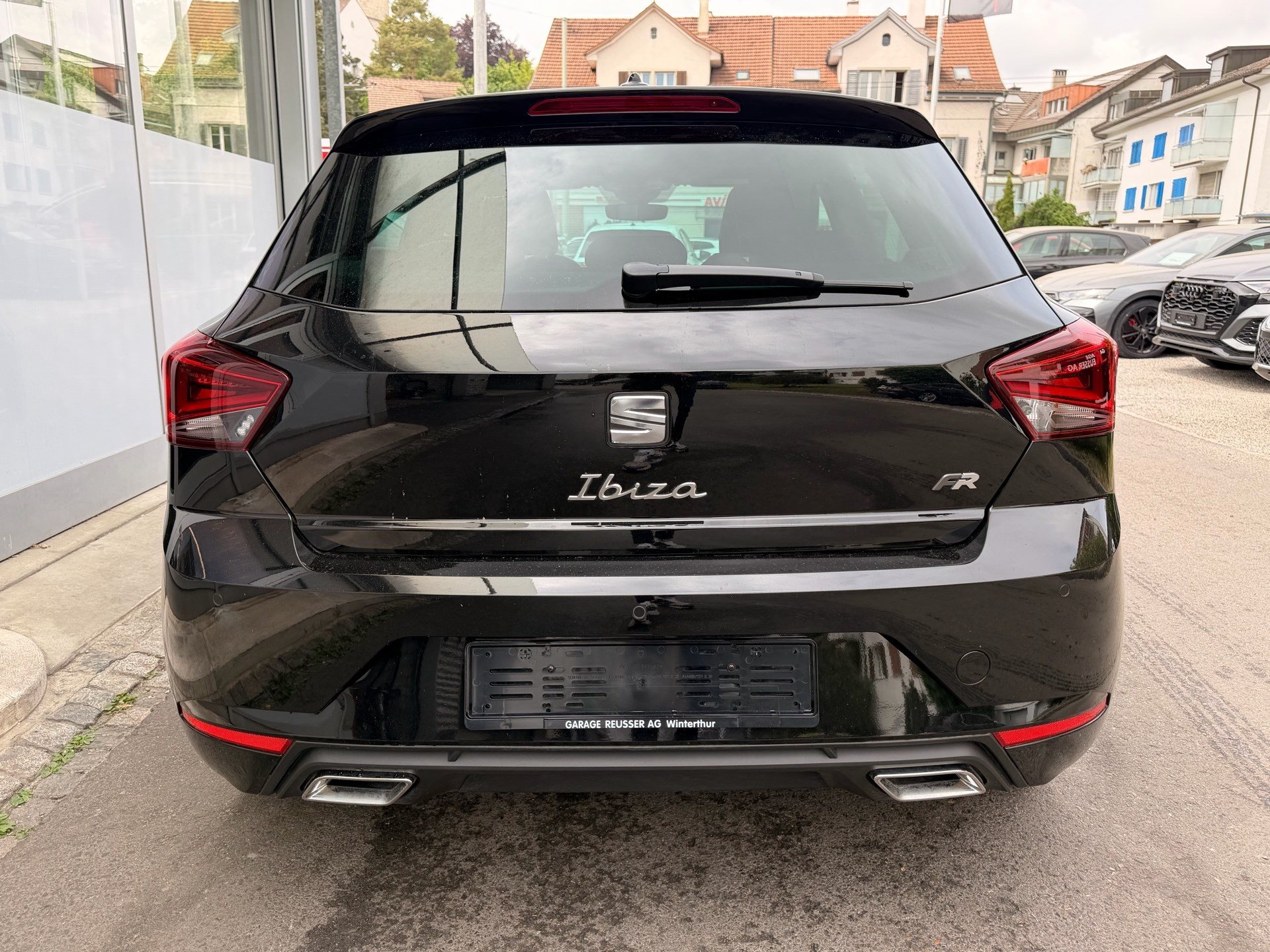 SEAT Ibiza 1.0 TSI DSG FR-image-4