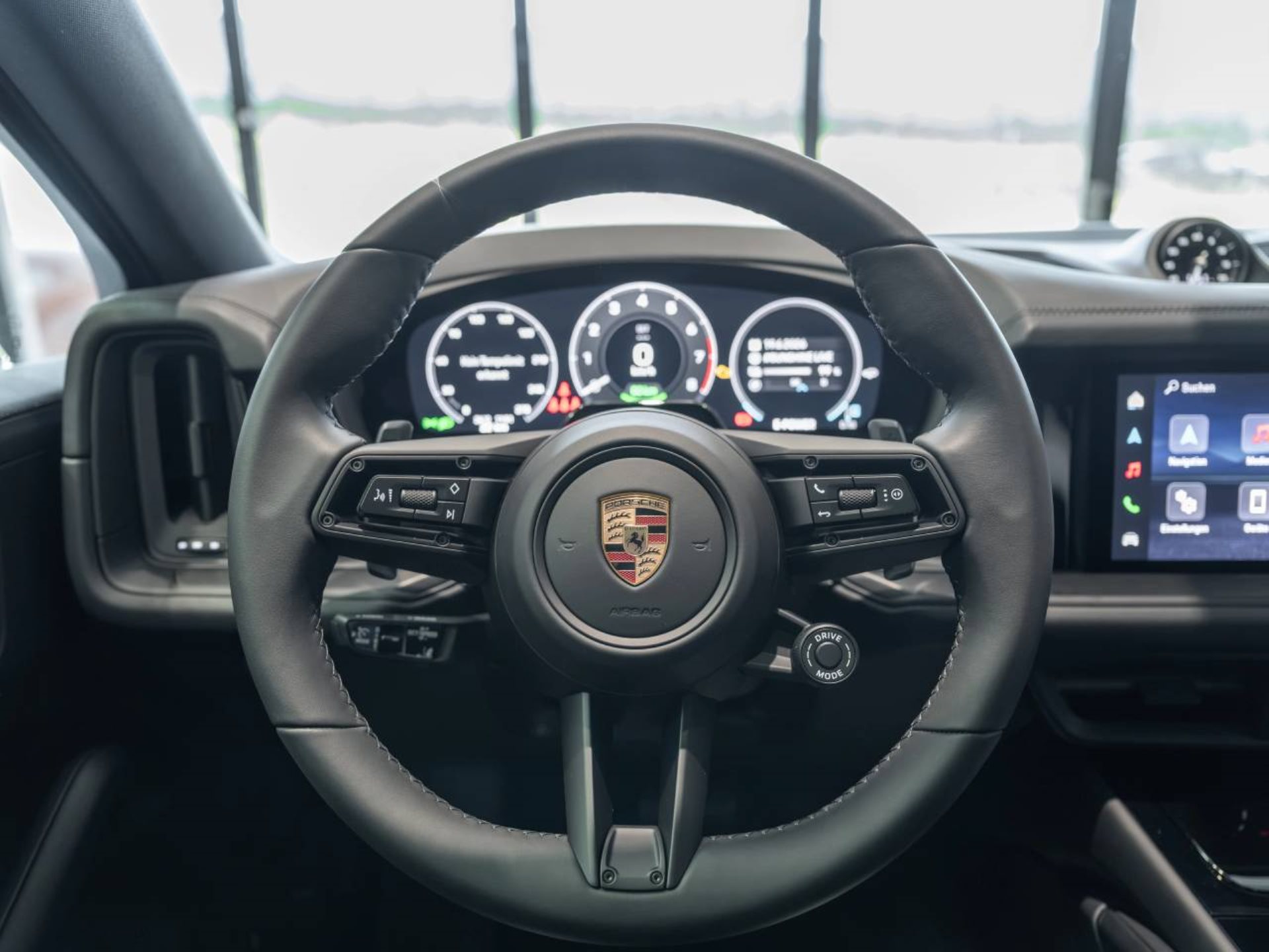 PORSCHE Cayenne E-Hybrid Coupé Black Edition-image-12