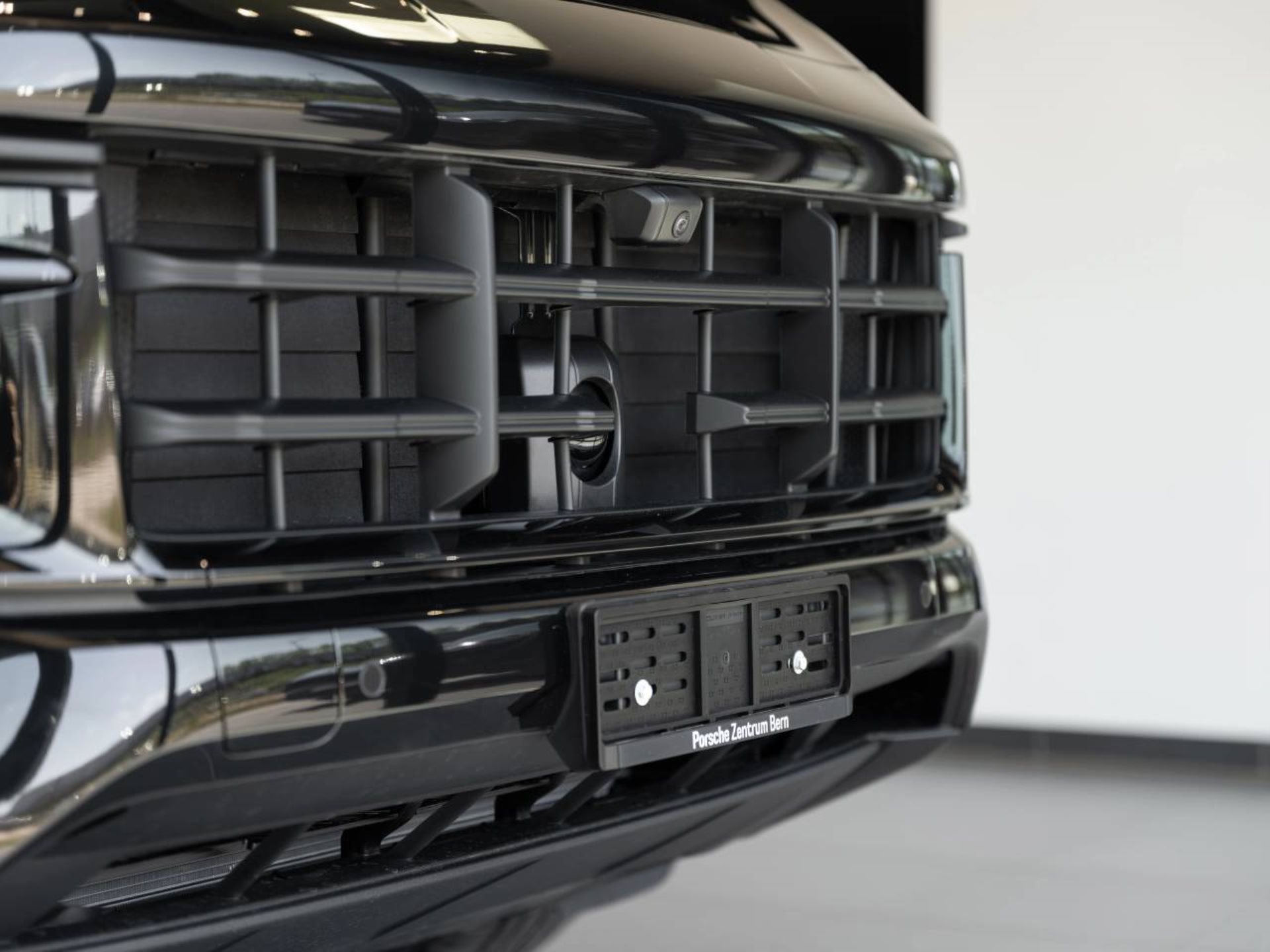 PORSCHE Cayenne E-Hybrid Coupé Black Edition-image-25