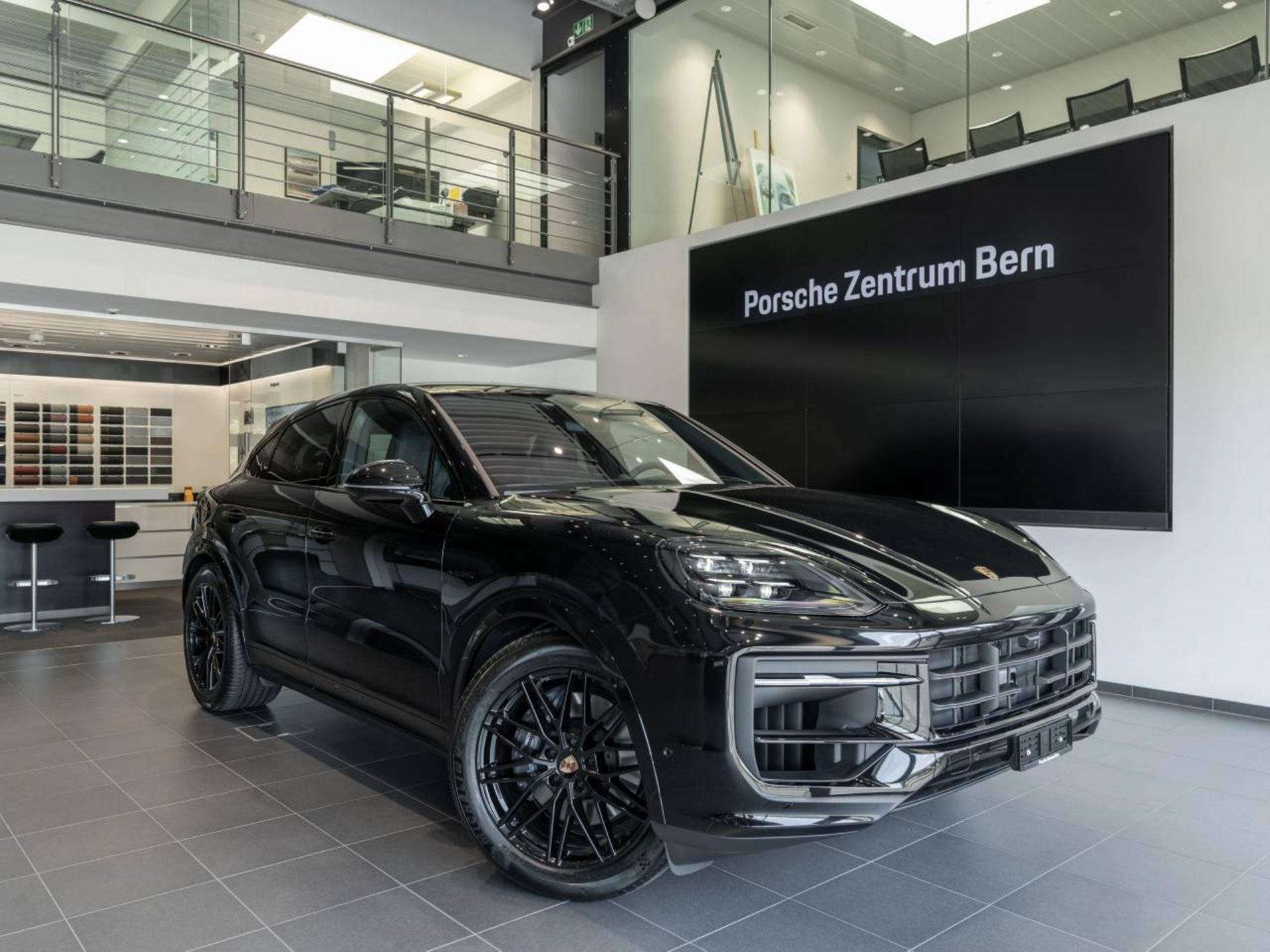 PORSCHE Cayenne E-Hybrid Coupé Black Edition-image-0