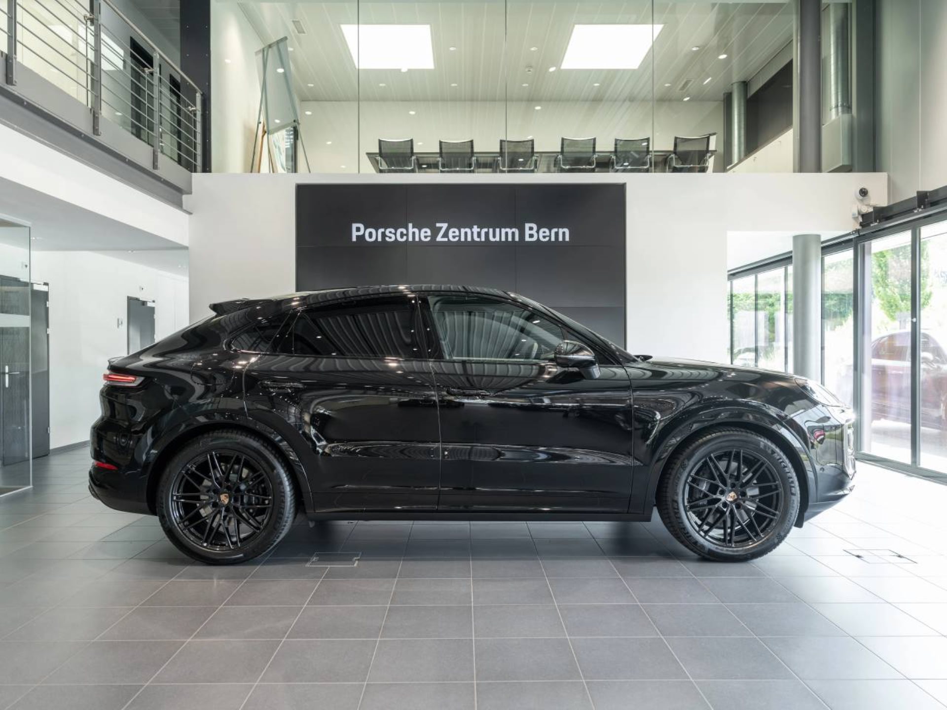 PORSCHE Cayenne E-Hybrid Coupé Black Edition-image-1