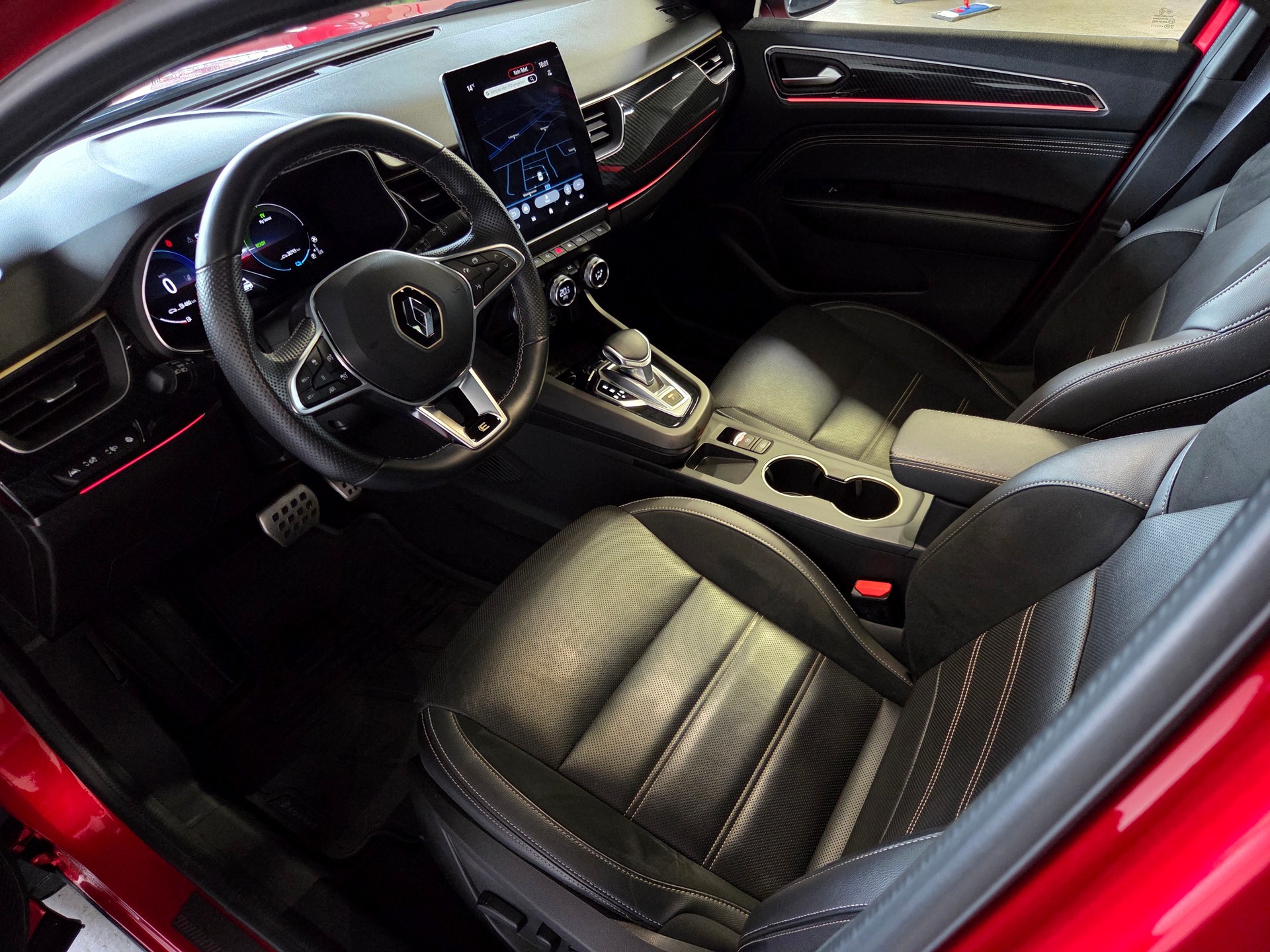RENAULT Arkana 1.6 E-Tech Engineered-showroom-element-3