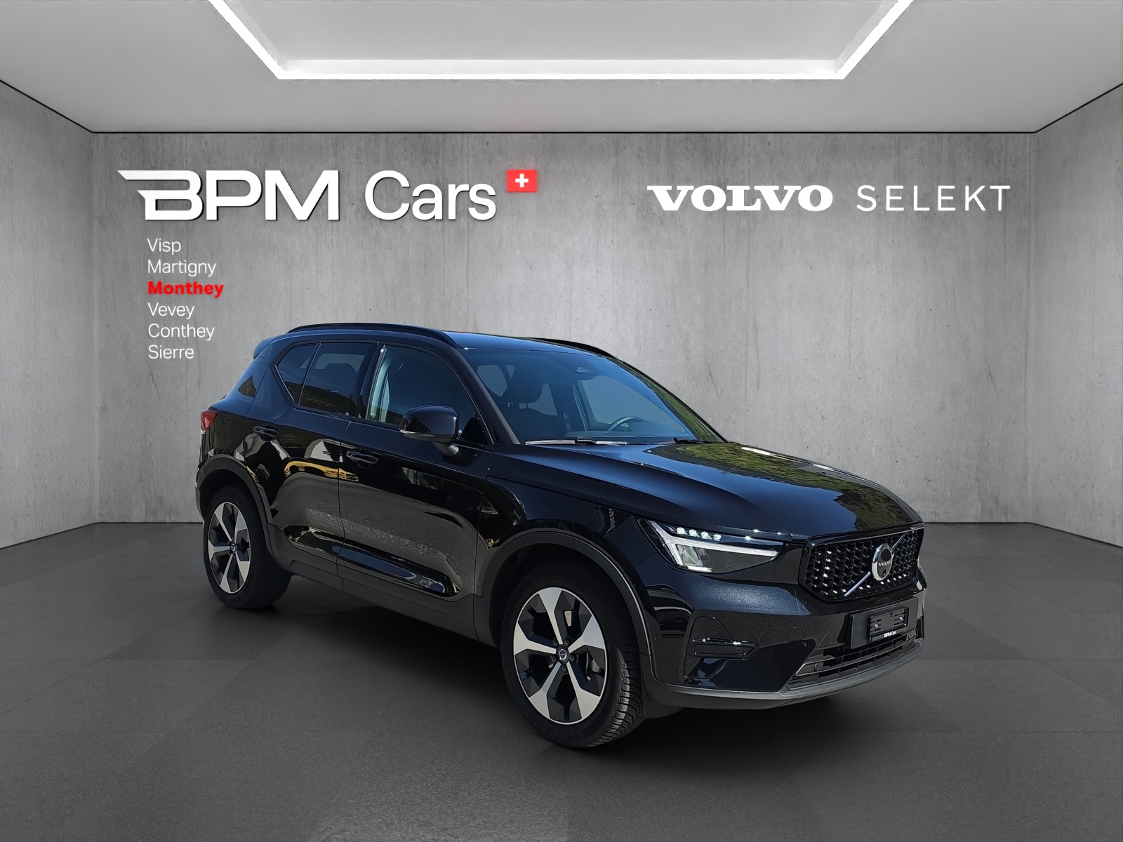 VOLVO XC40 B4 Benzin Mild Hybrid Plus Dark DCT-showroom-element-2