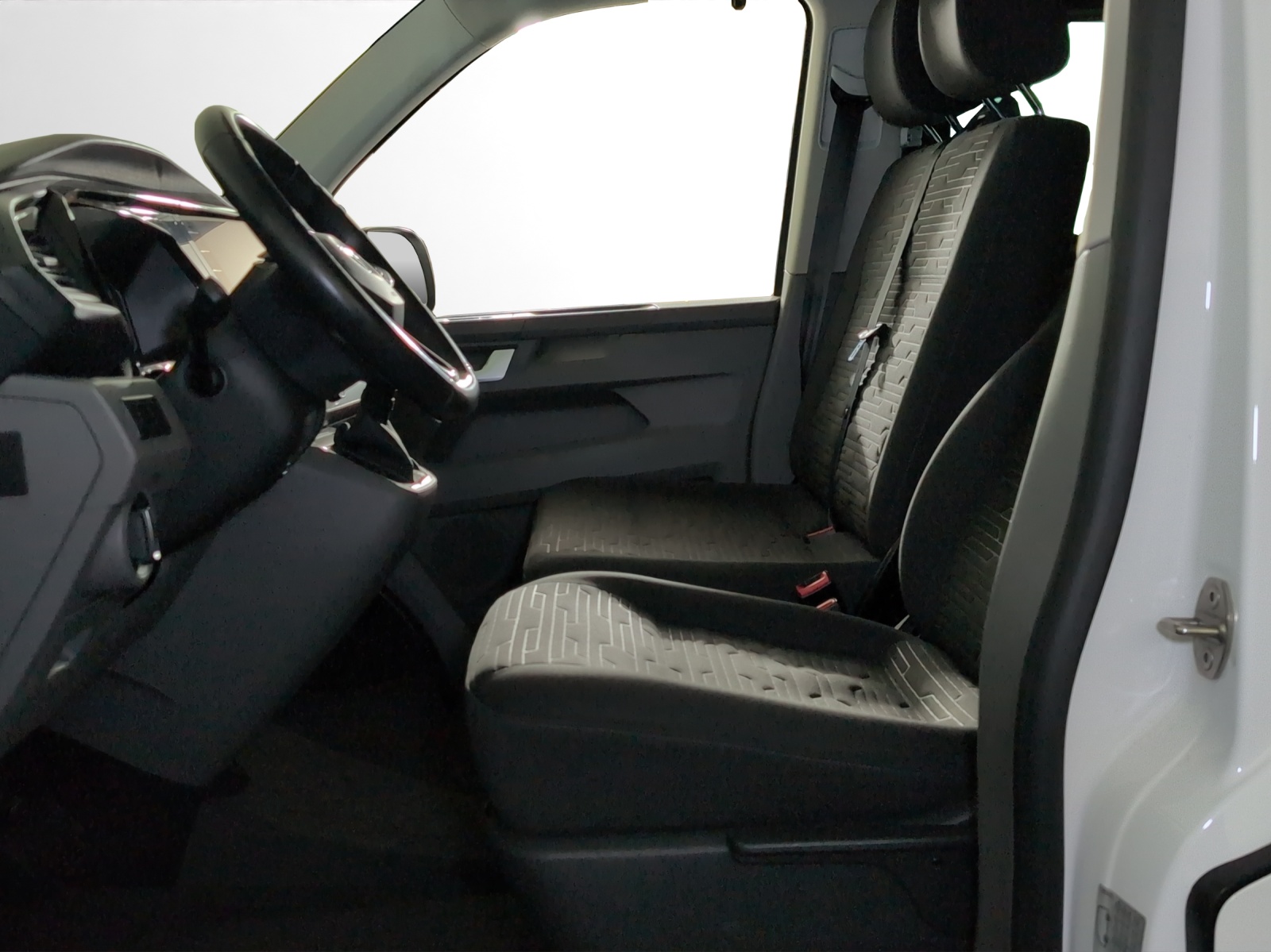 VW T6.1 Caravelle 2.0 TDI Highline 4Motion-image-5