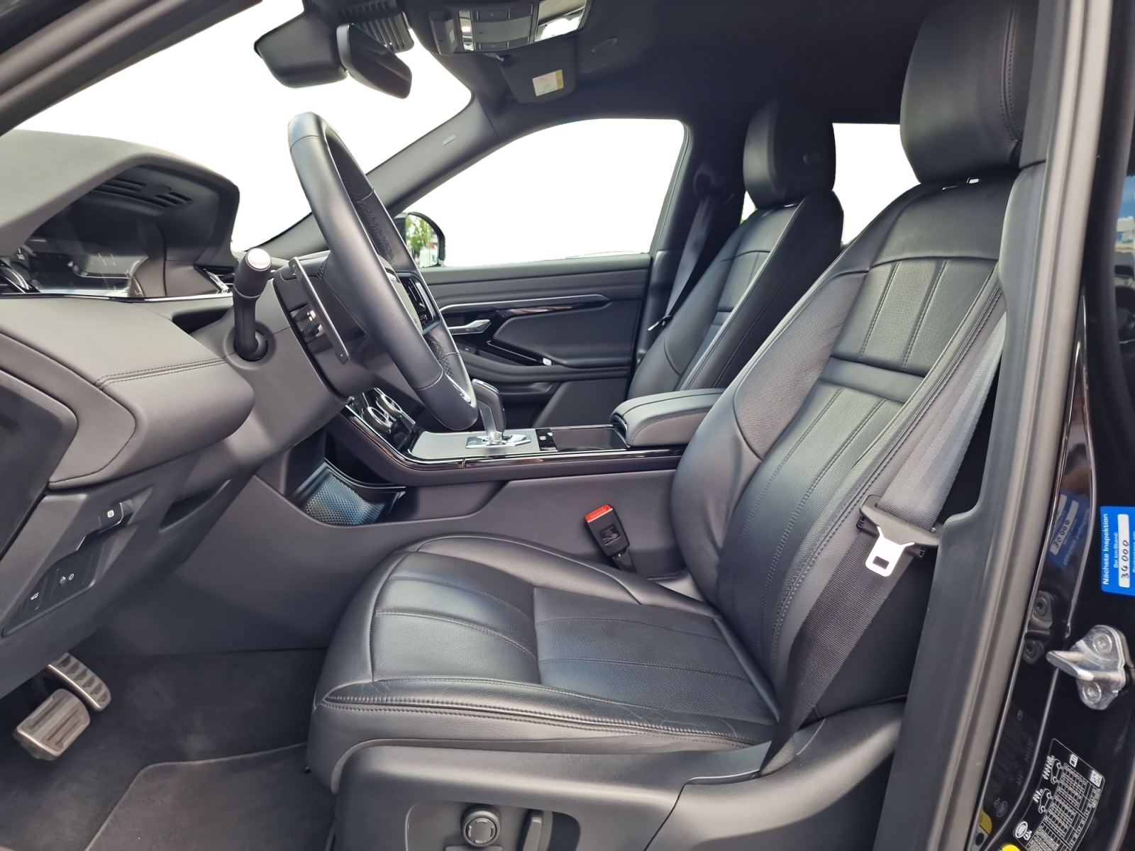 LAND ROVER Range Rover Evoque R-Dynamic P 200 SE BLACK EDITION-image-14