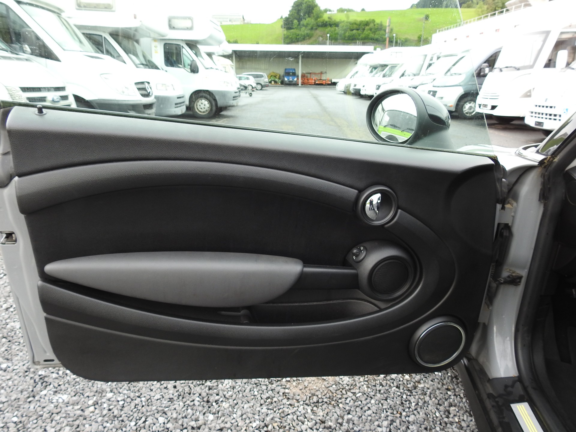 MINI Cooper-image-10