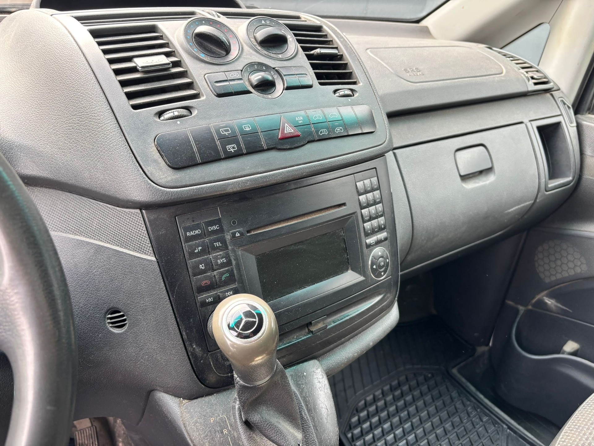 MERCEDES-BENZ Vito 116 CDI Blue Efficiency L A-image-9