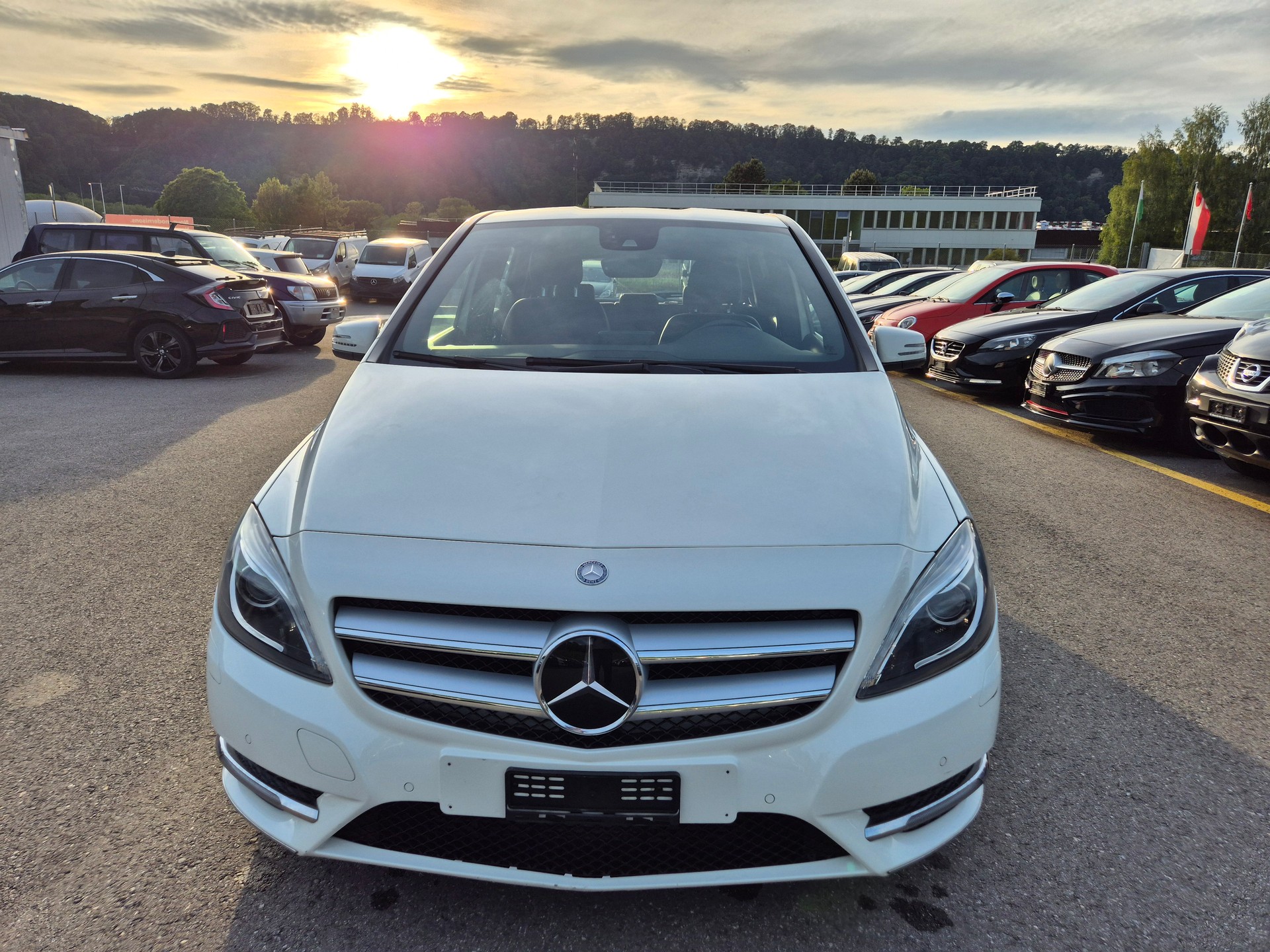 MERCEDES-BENZ B 180 CDI-image-0