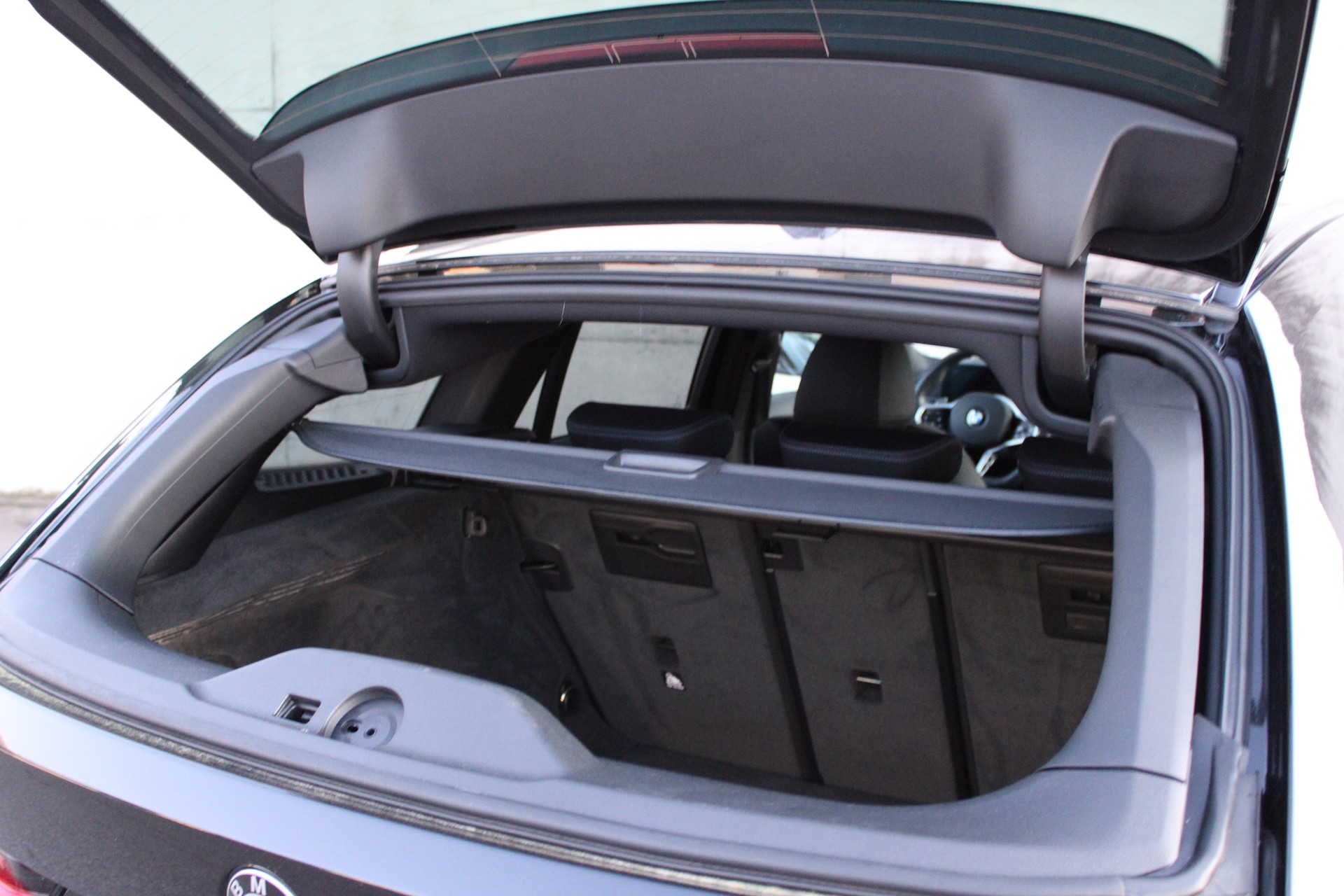 BMW 330d xDr 48V T M Sport-image-16