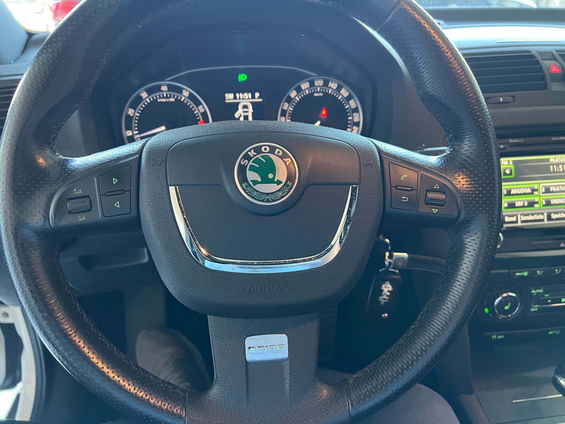 SKODA Octavia Combi 2.0 TSI RS DSG *** Navigation * Leder * 8 fachbereift * mit frisch ab MFK * 1 Jahr Garantie möglich ***-image-20