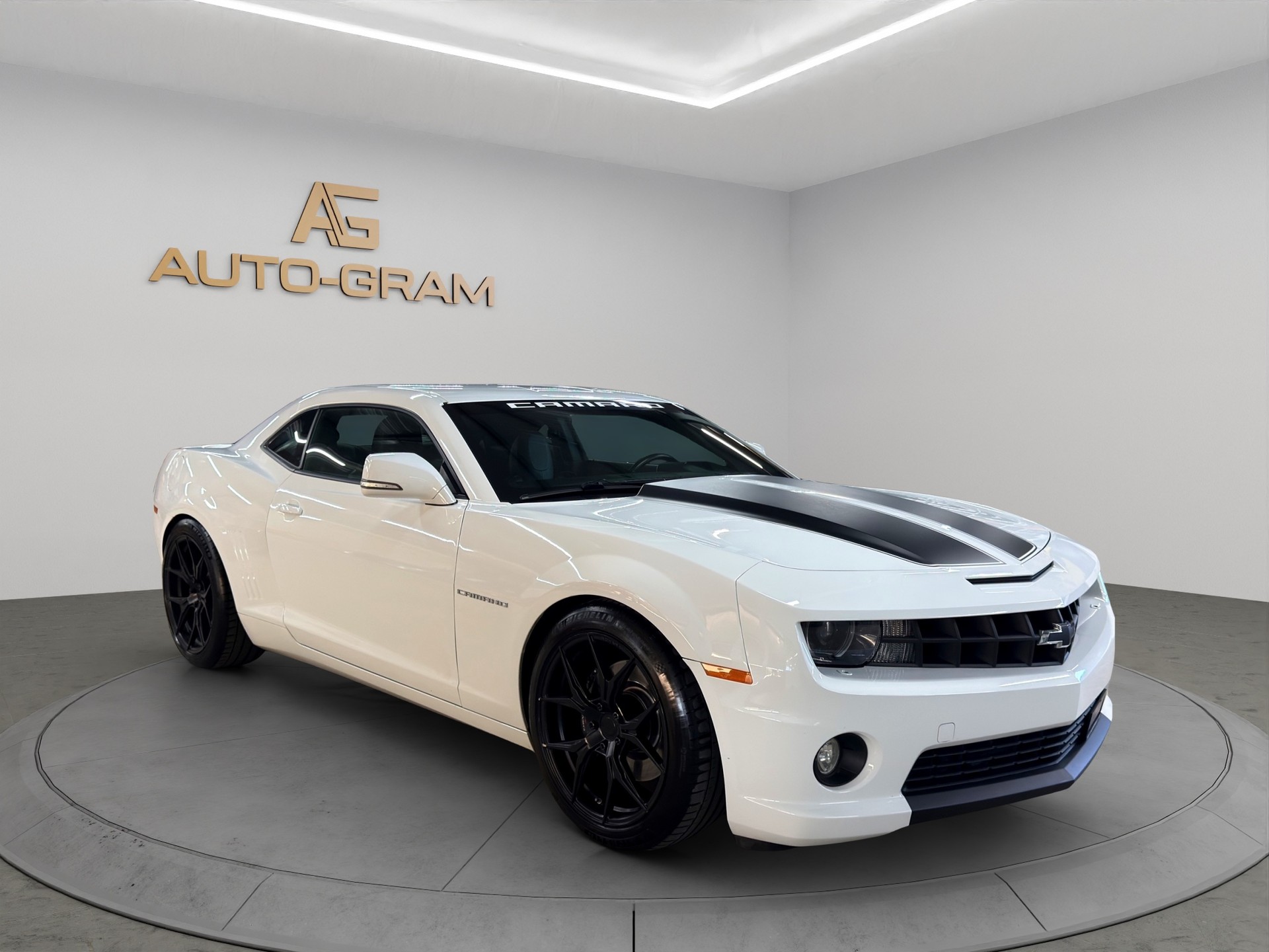 CHEVROLET Camaro 6.2 Coupé-image-6
