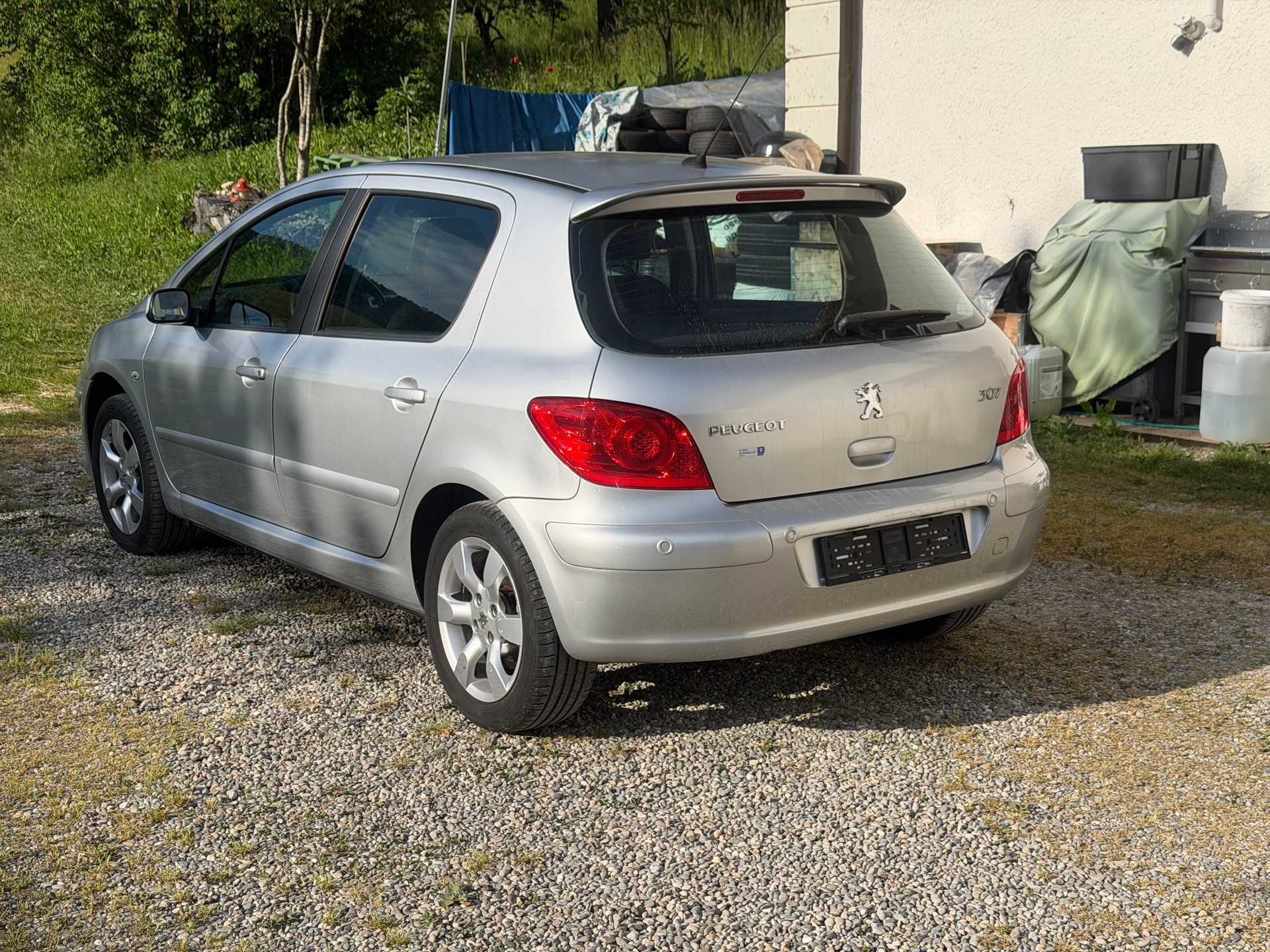 PEUGEOT 307 2.0 16V Platinum Edition-image-4