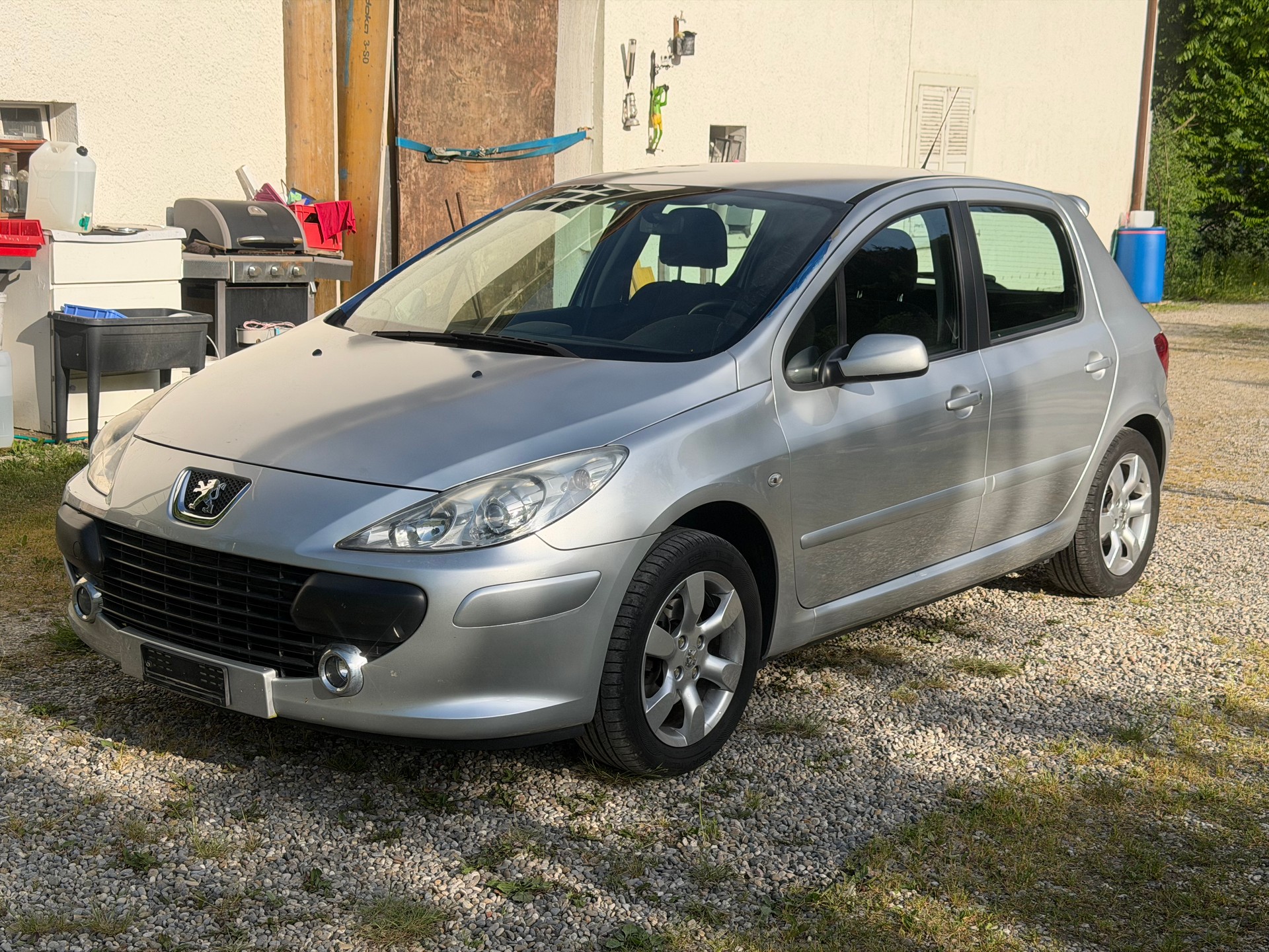 PEUGEOT 307 2.0 16V Platinum Edition-image-1