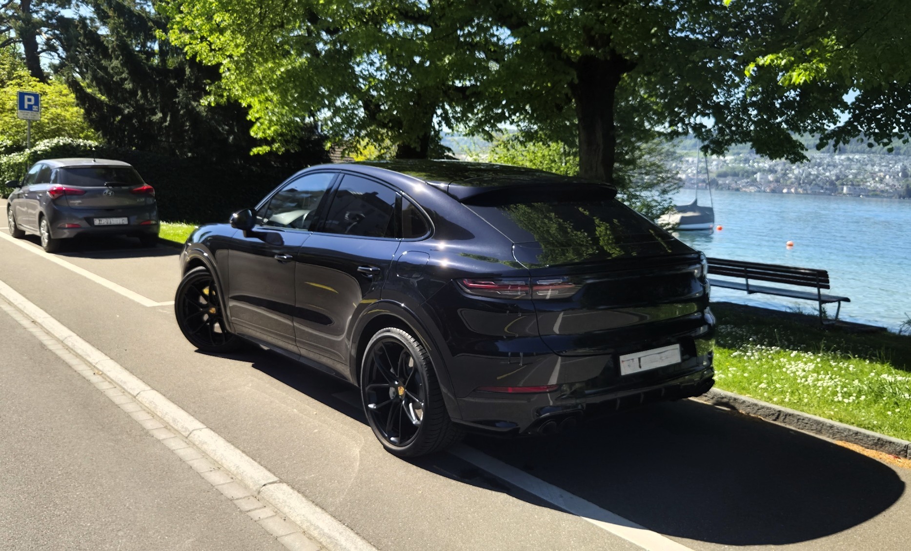 PORSCHE Cayenne Coupé E-Hybrid-image-0