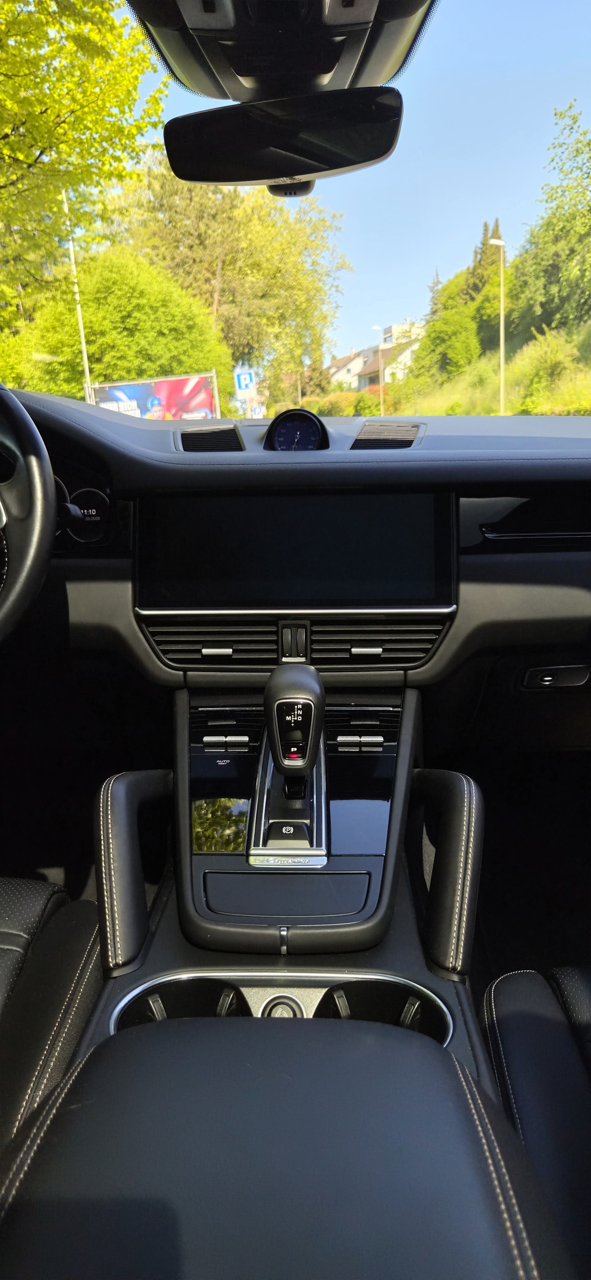 PORSCHE Cayenne Coupé E-Hybrid-image-4
