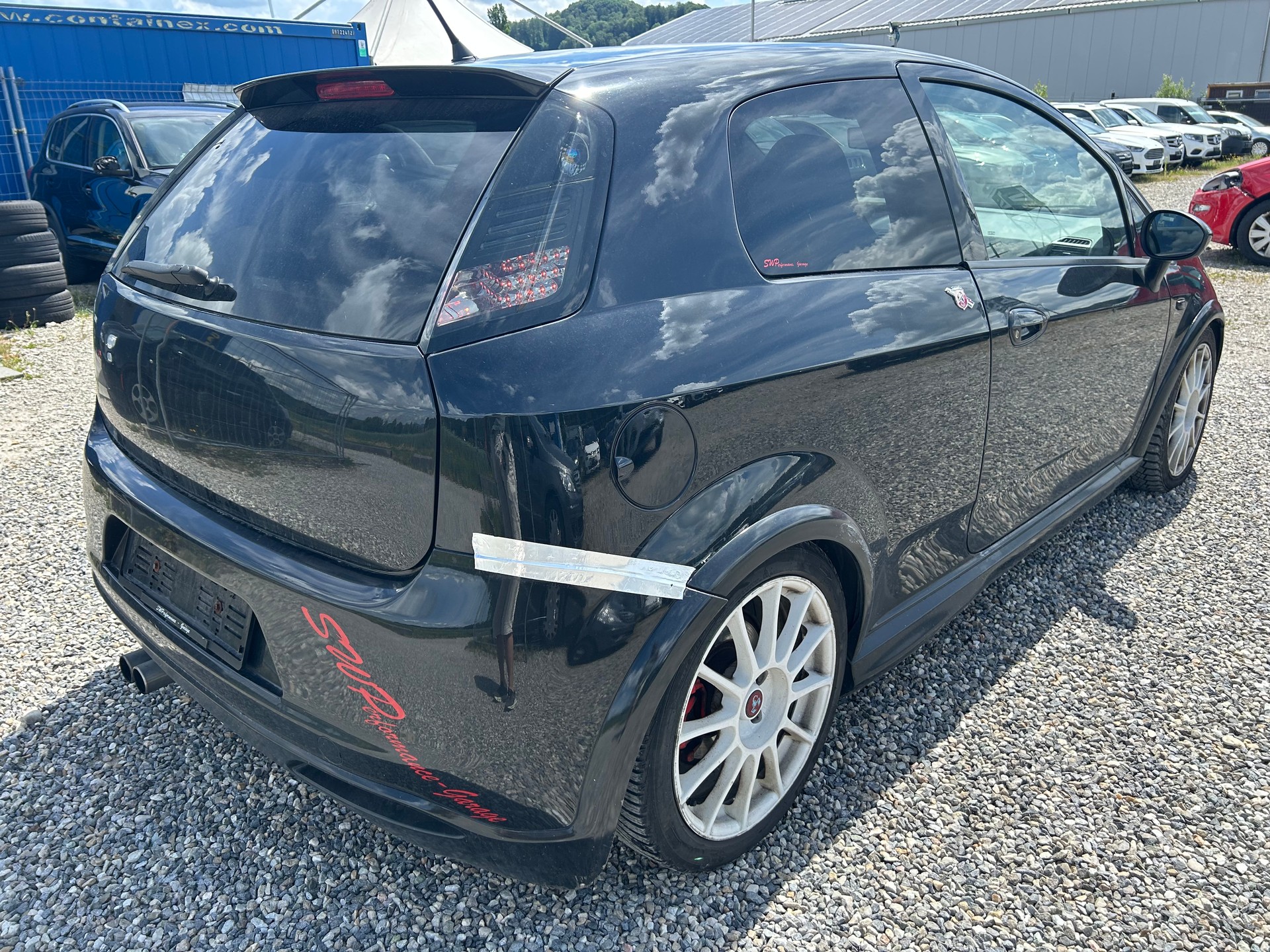 FIAT Punto 1.4 16V Turbo Abarth-image-3