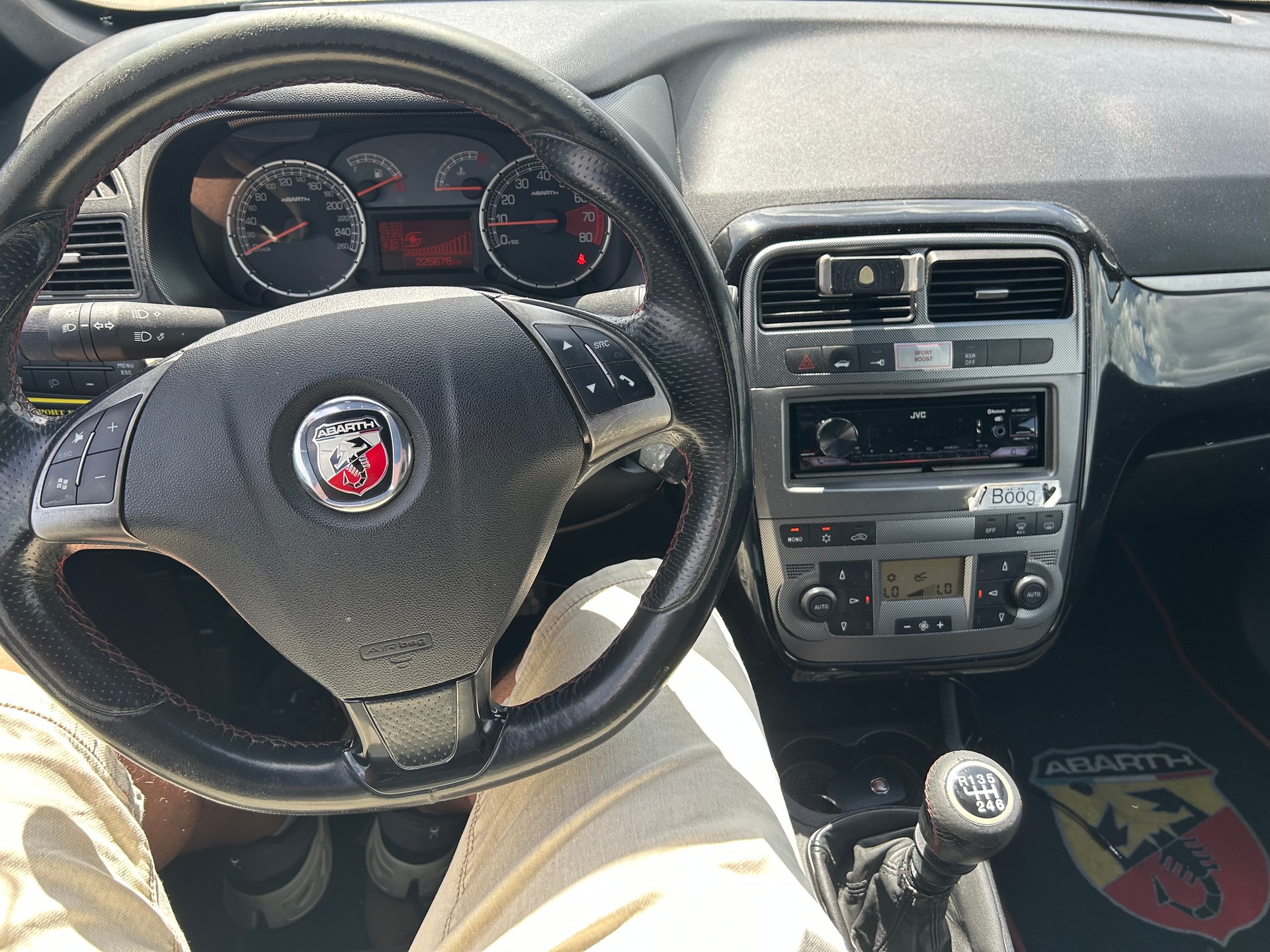 FIAT Punto 1.4 16V Turbo Abarth-image-6
