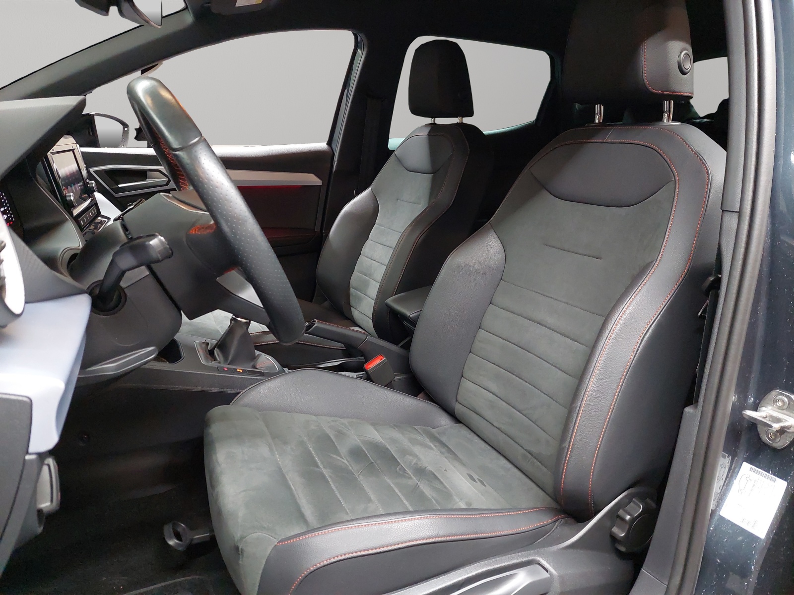 SEAT Ibiza 1.0 MPI Reference-image-5