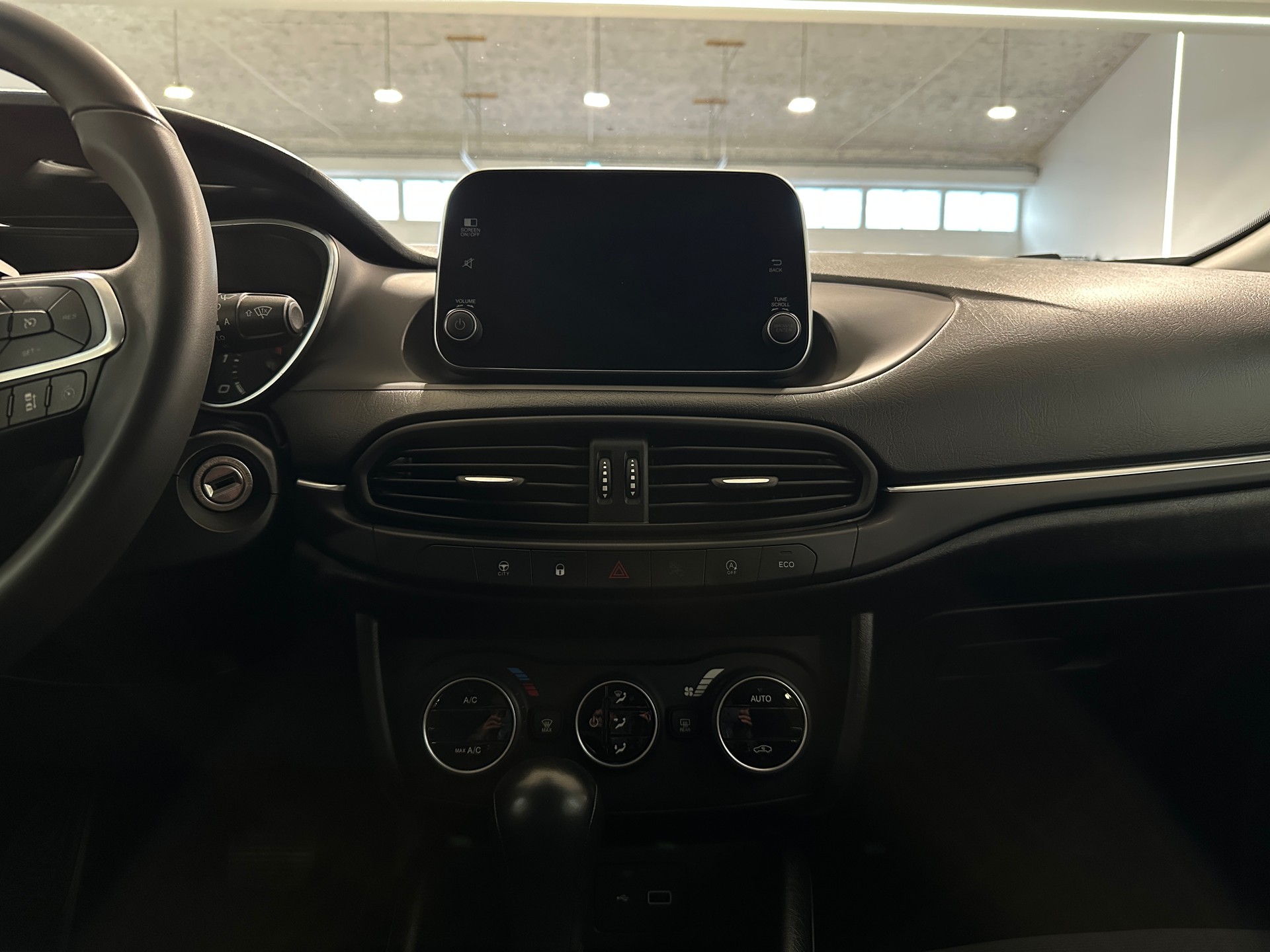 FIAT Tipo 1.6MJ Station Wagon Lounge DCT-image-16