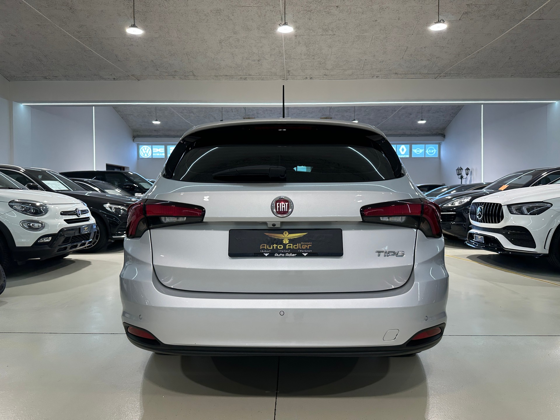 FIAT Tipo 1.6MJ Station Wagon Lounge DCT-image-6