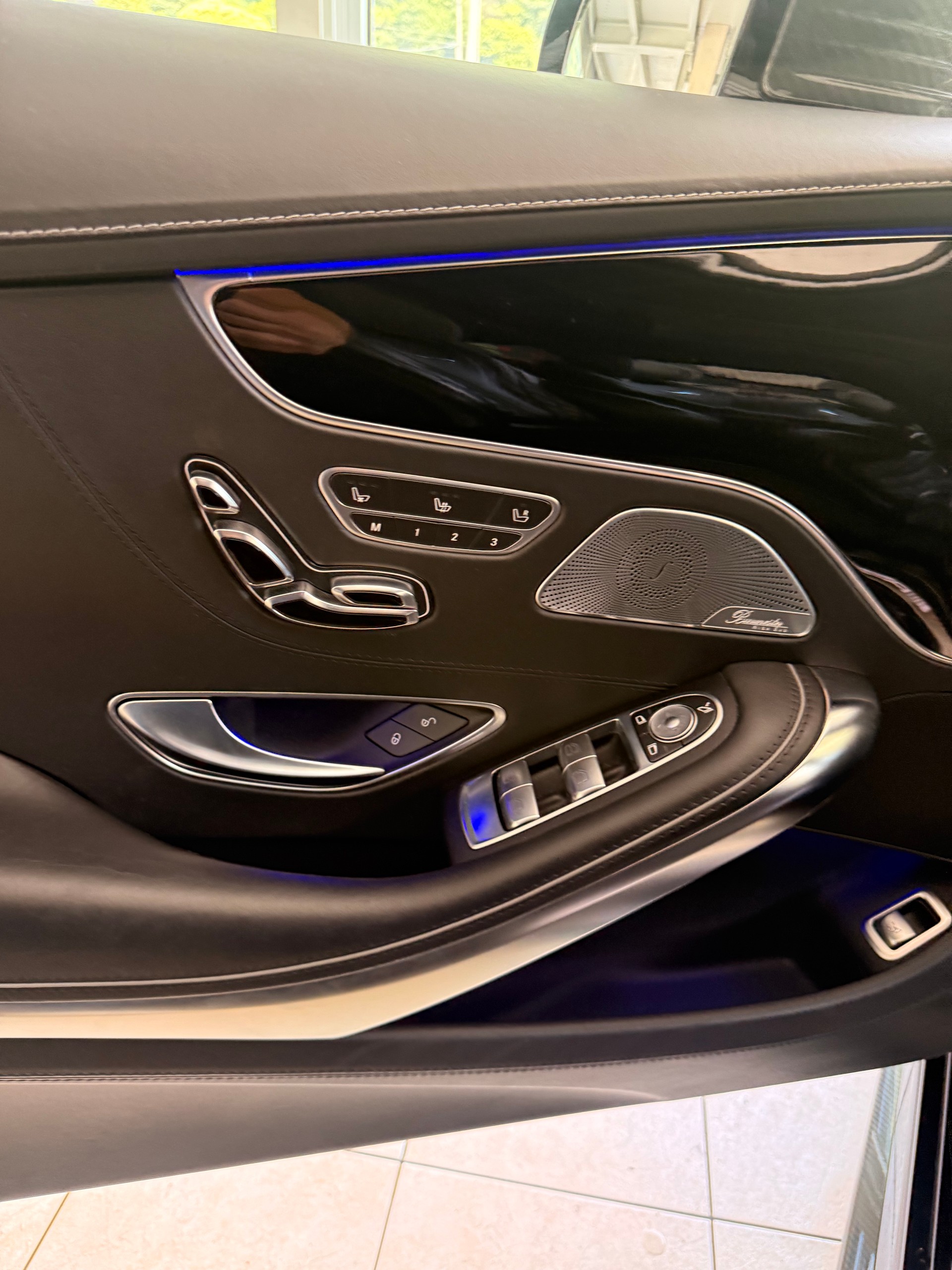 MERCEDES-BENZ S 63 AMG Coupé Speedshift MCT-image-11