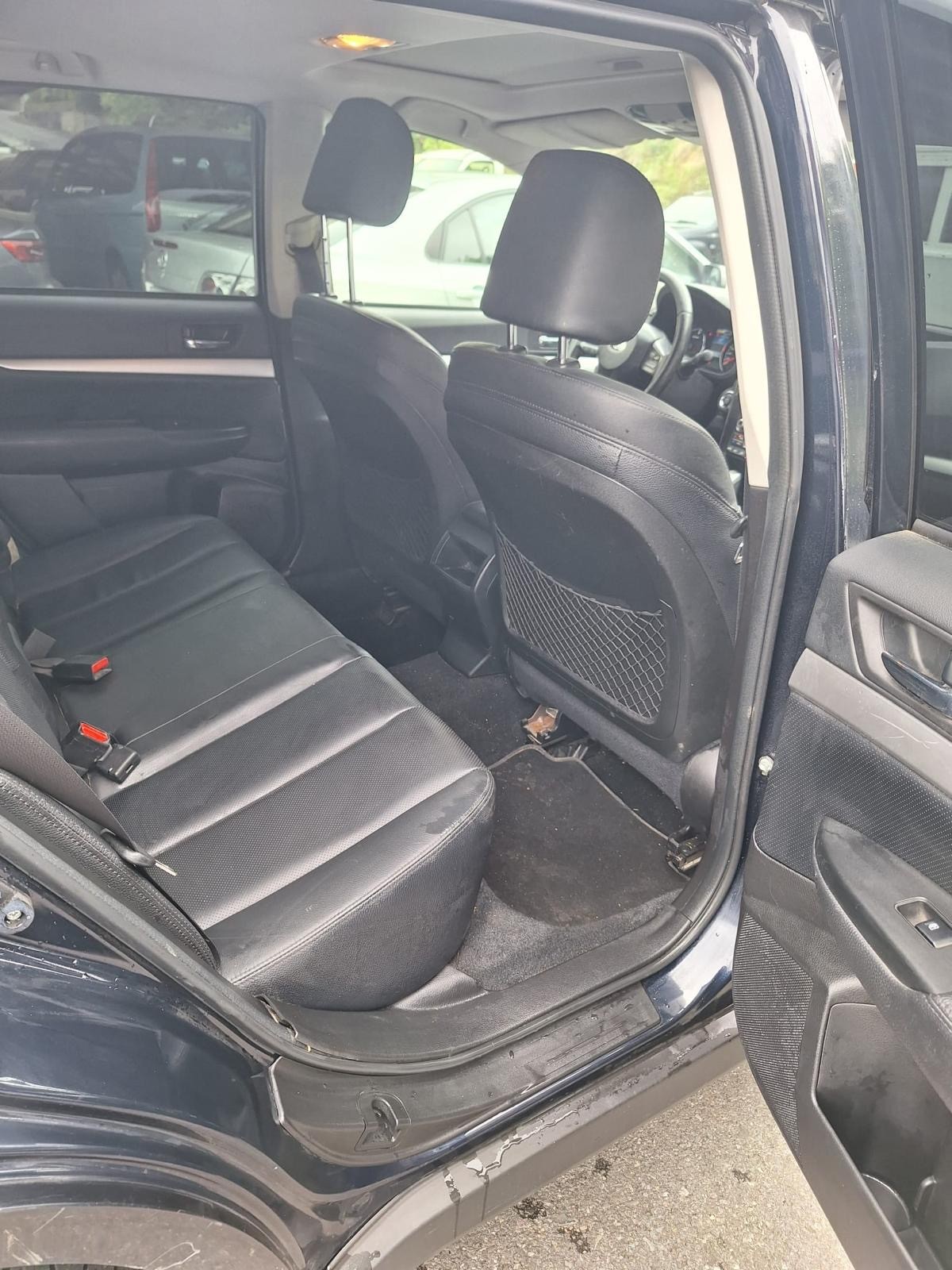 SUBARU Outback 2.0D Swiss Country AWD Lineartronic-image-12