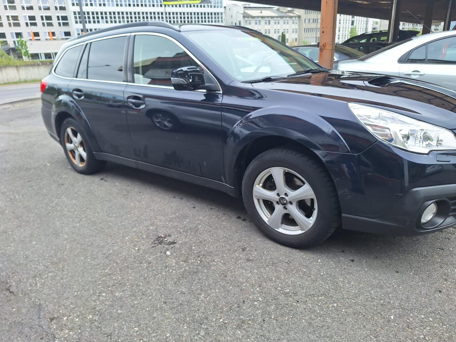 SUBARU Outback 2.0D Swiss Country AWD Lineartronic-image-3