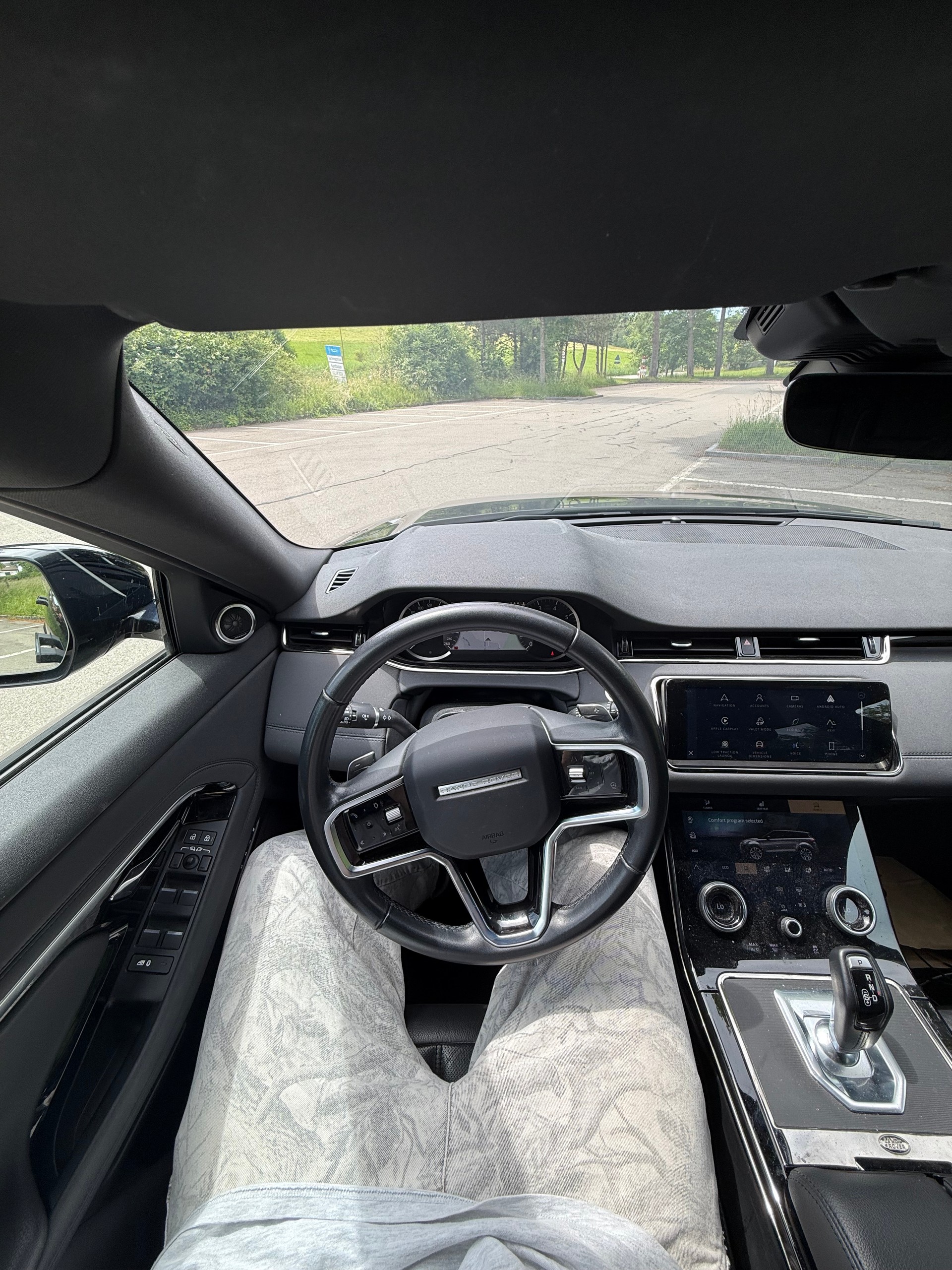 LAND ROVER 2.0 T R-Dynamic SE FRISCH AB MFK + 26 Monate Garantie-image-3