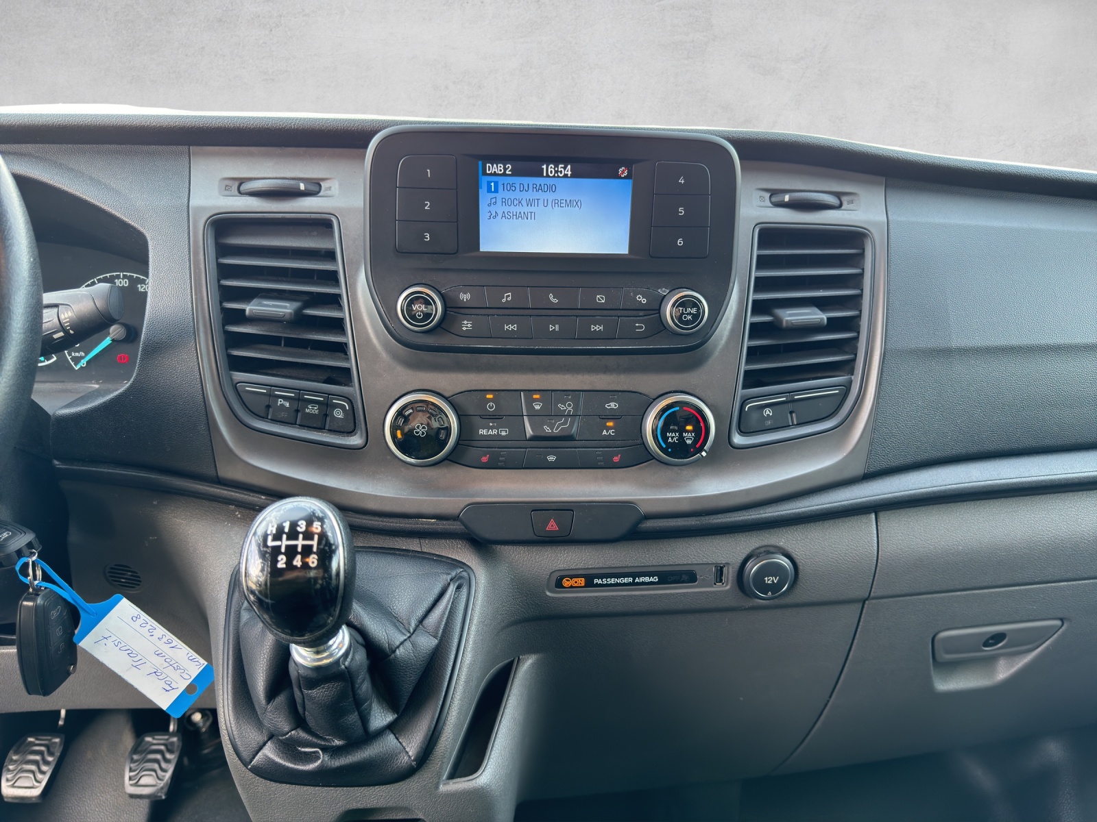 FORD Transit Custom Van 320 L1H1 Trend-image-9
