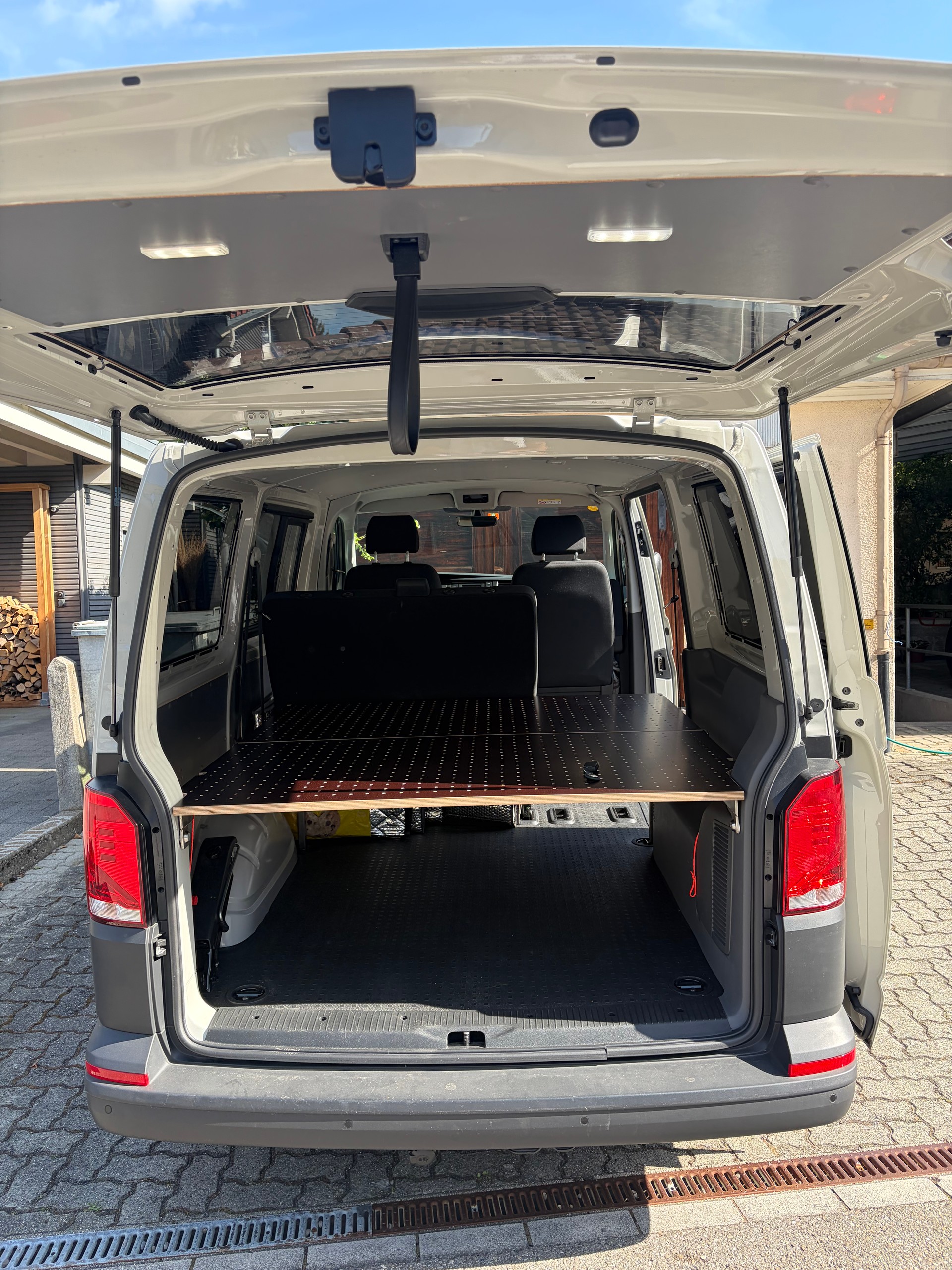 VW 2.0 TDI 150 DSG 4motion-image-4